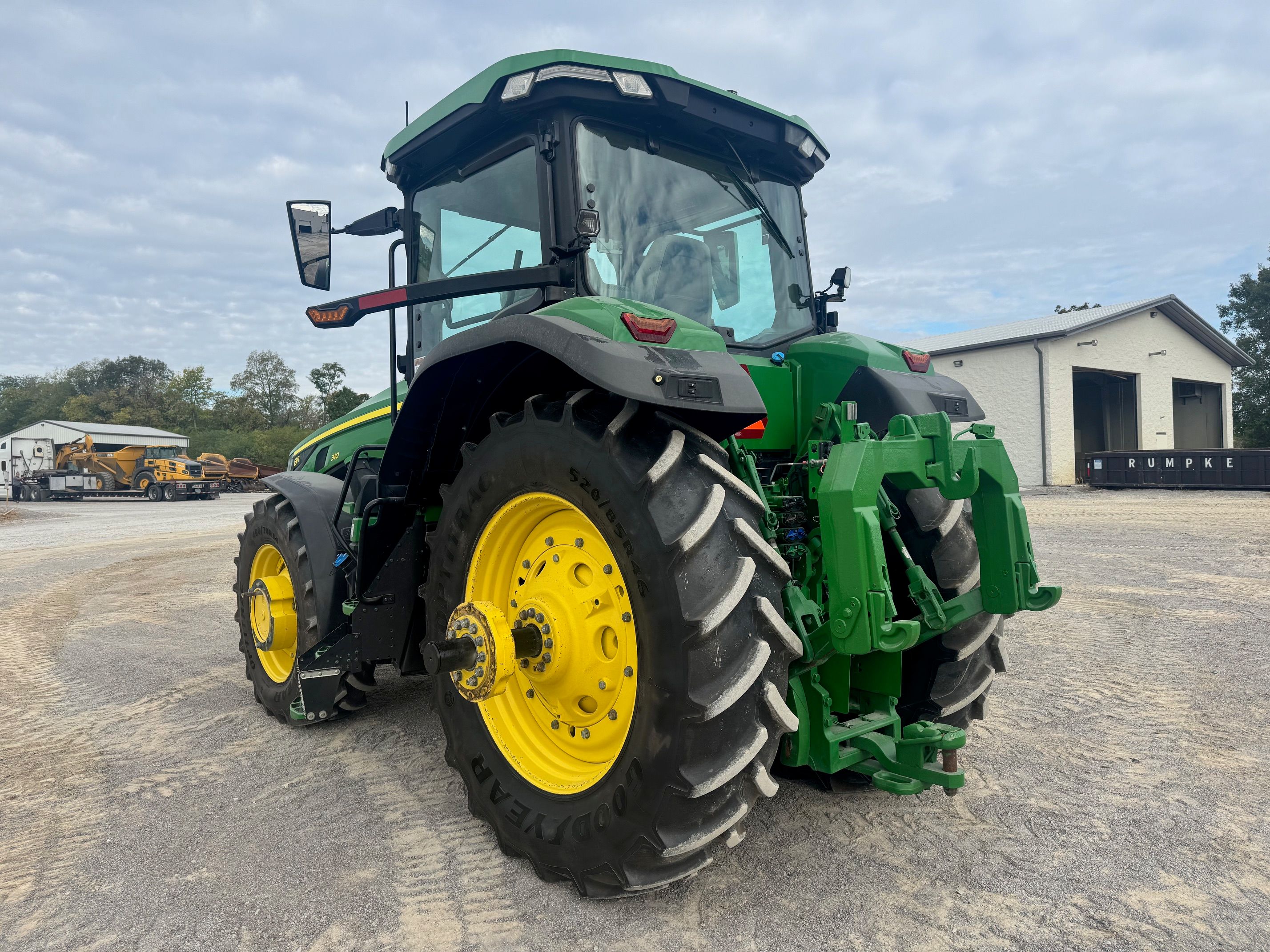 2021 JOHN DEERE 8R 310 Photo 2 Thumbnail