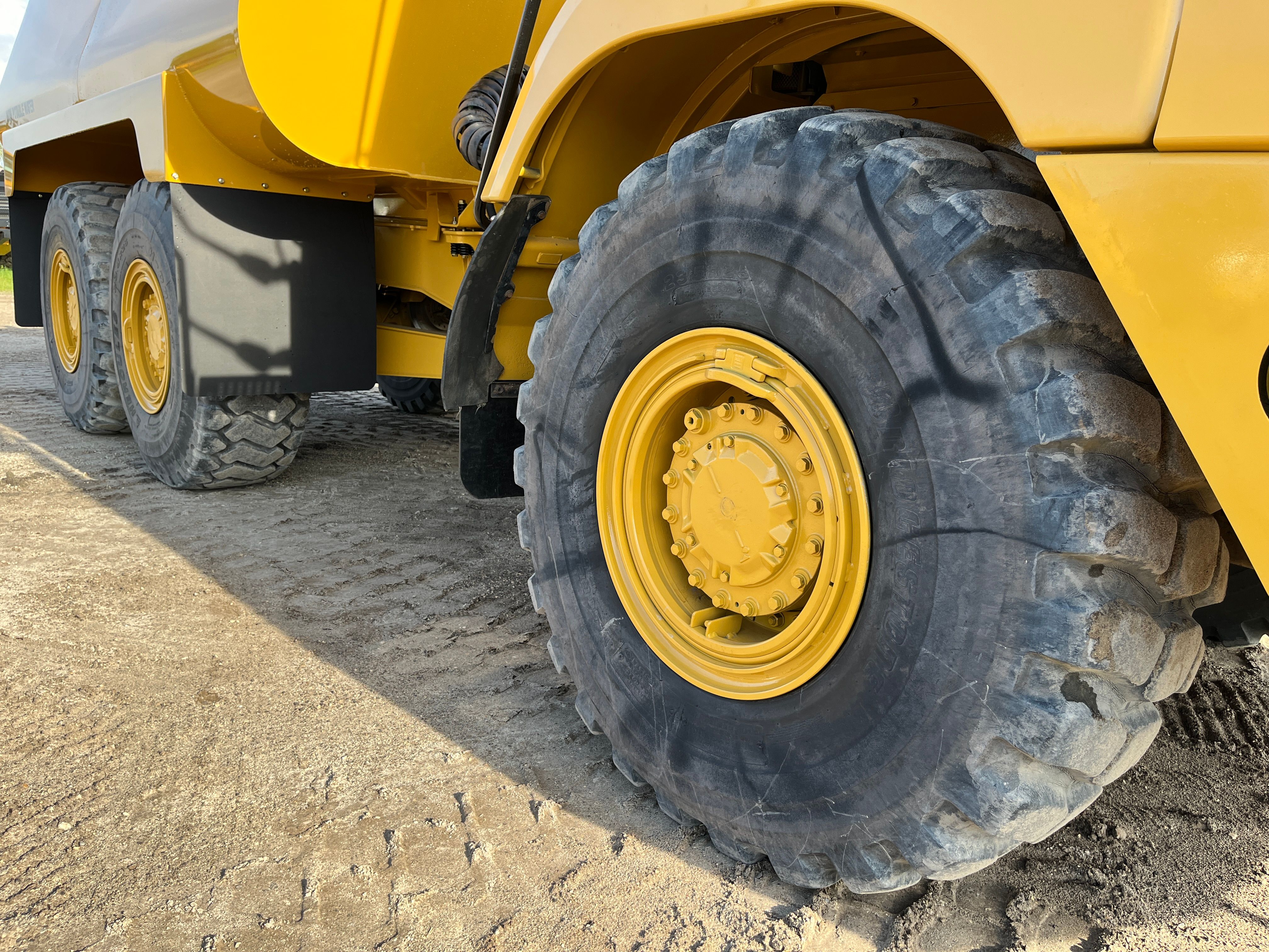 2019 CAT 730 Photo 18 Thumbnail