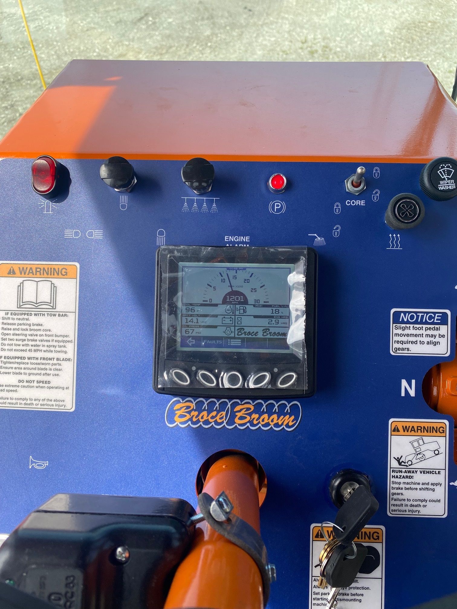 2022 BROCE RJT350 Photo 11 Thumbnail