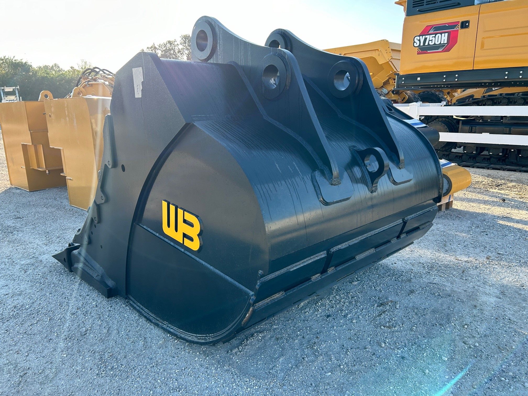 78" (6.1YD) BUCKET FOR SY750 Photo 3 Thumbnail