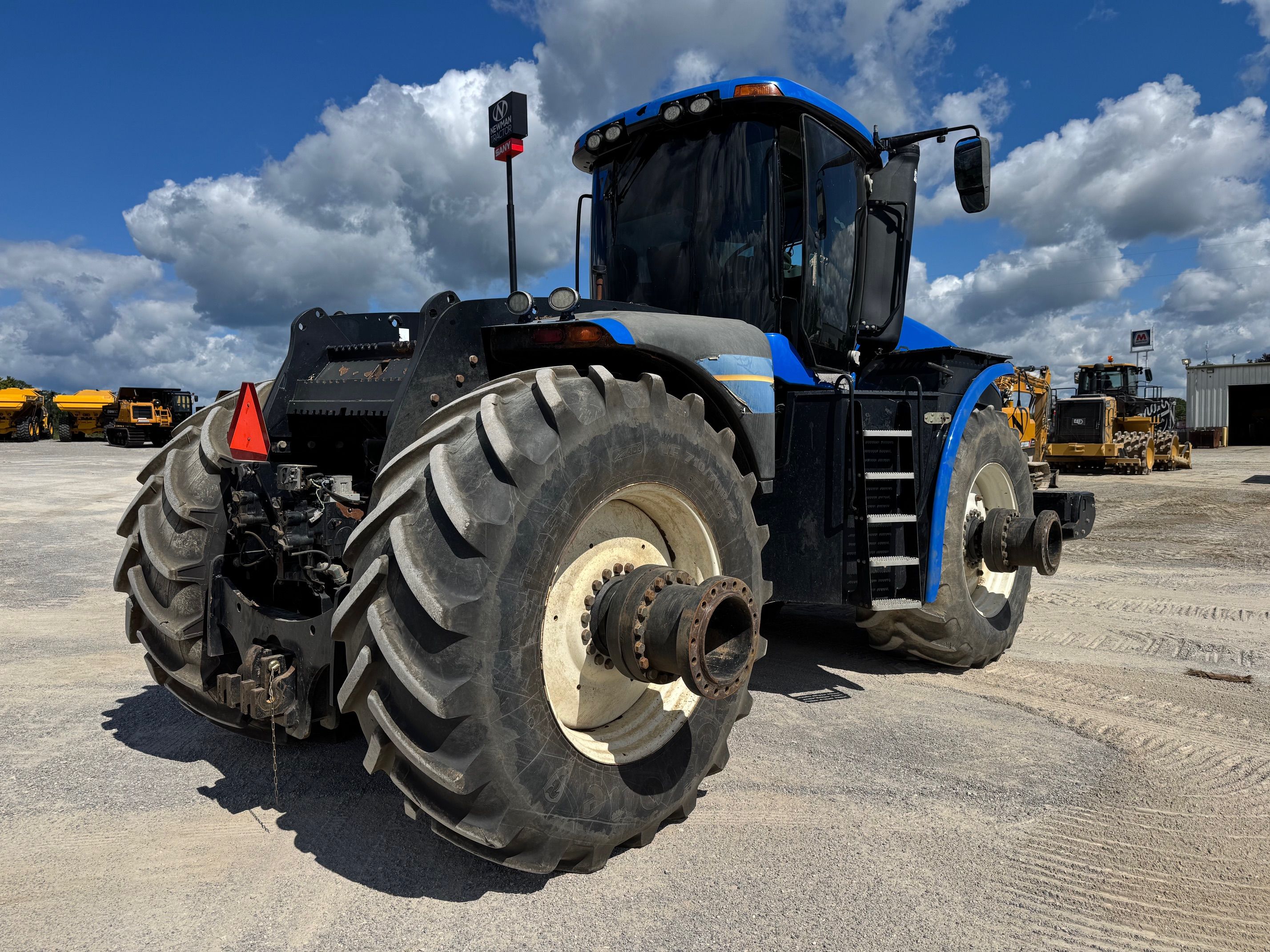 2019 NEW HOLLAND T9-645 Photo 4 Thumbnail