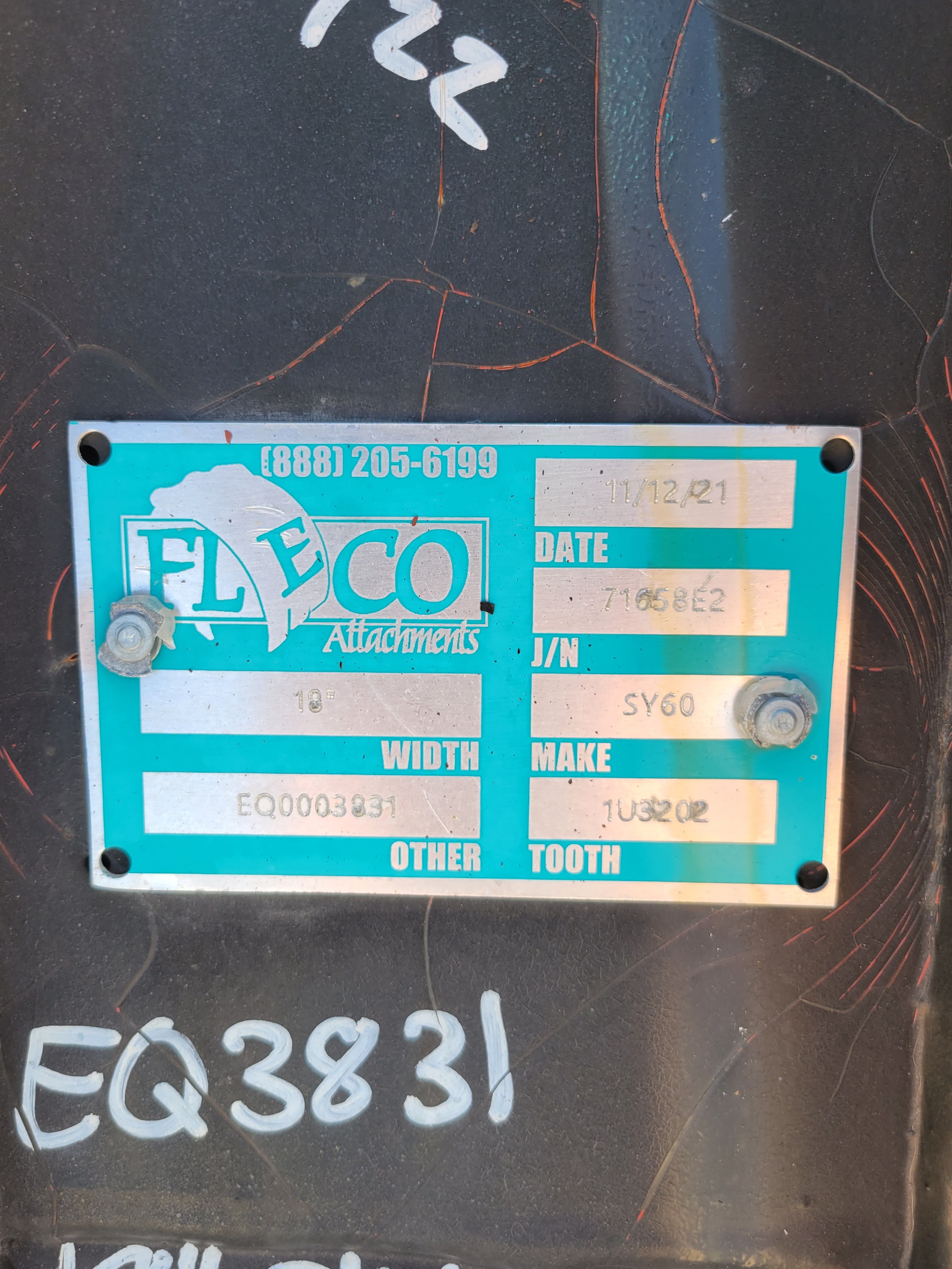 18" BUCKET FOR SY60C Photo 4 Thumbnail