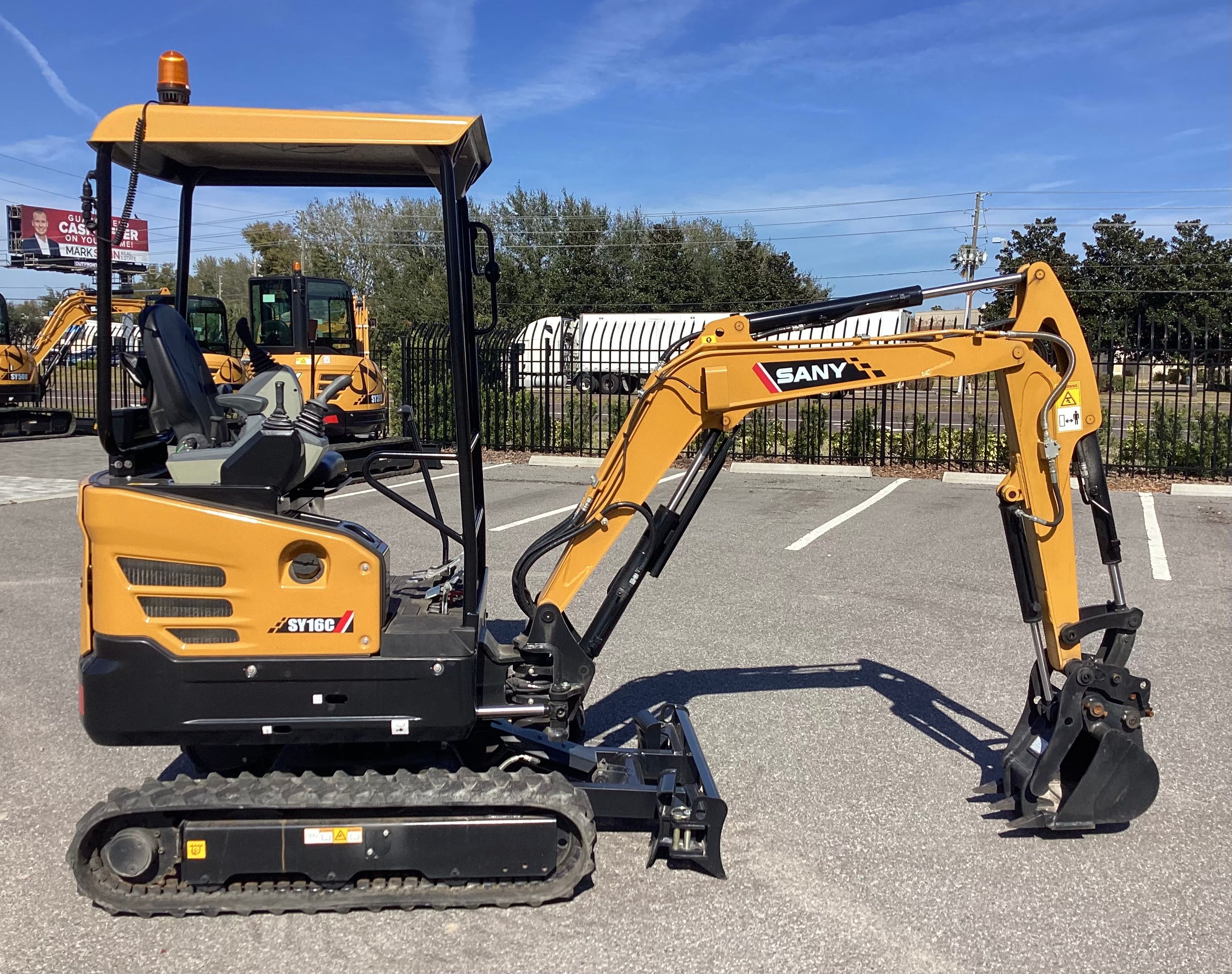  SANY SY16C Photo 5 Thumbnail