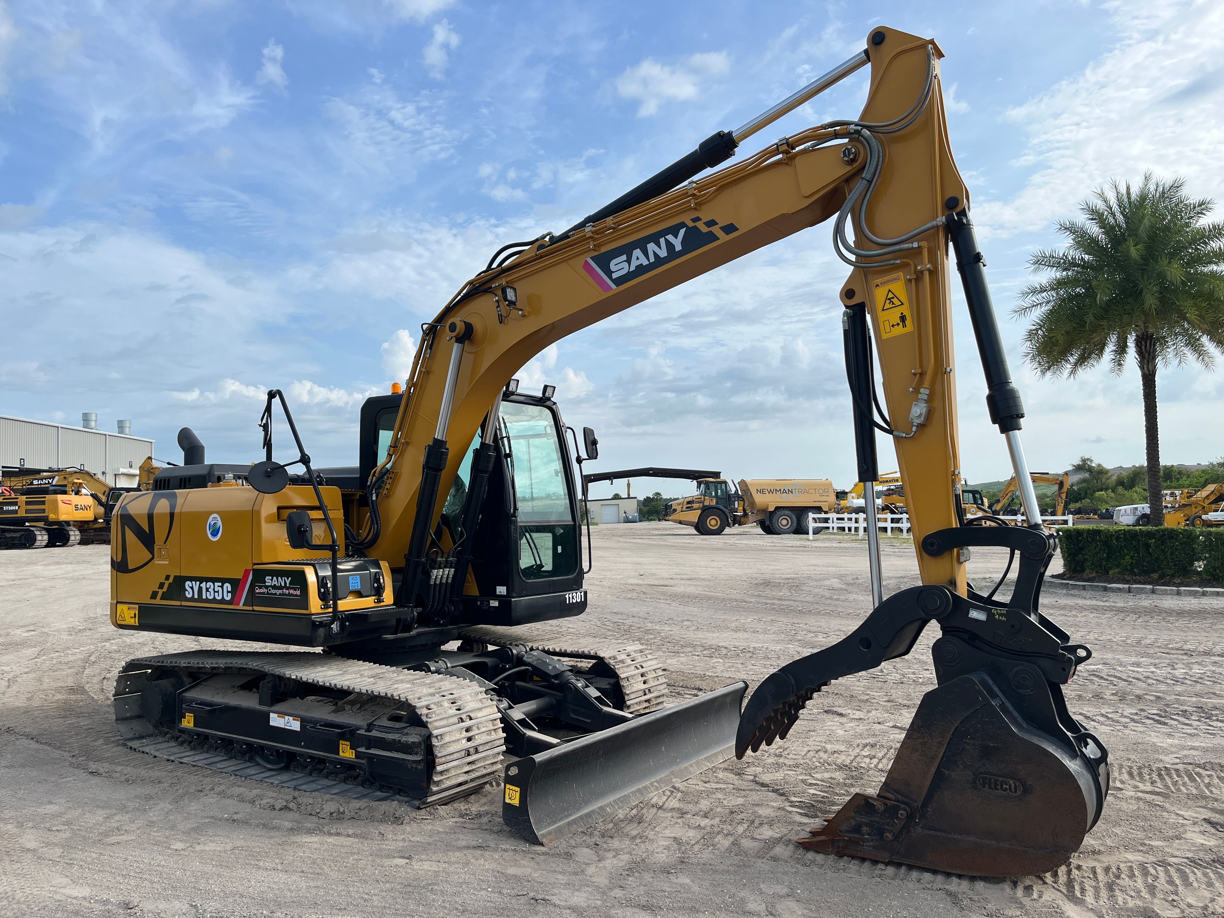 2023 SANY SY135C Photo 6 Thumbnail