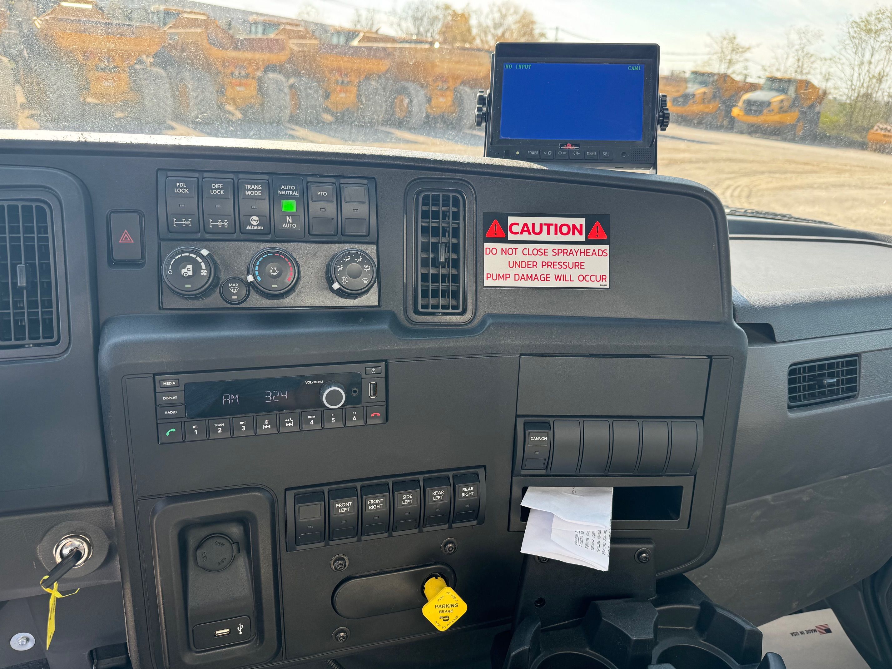 2024 INTERNATIONAL HV607 Photo 8 Thumbnail