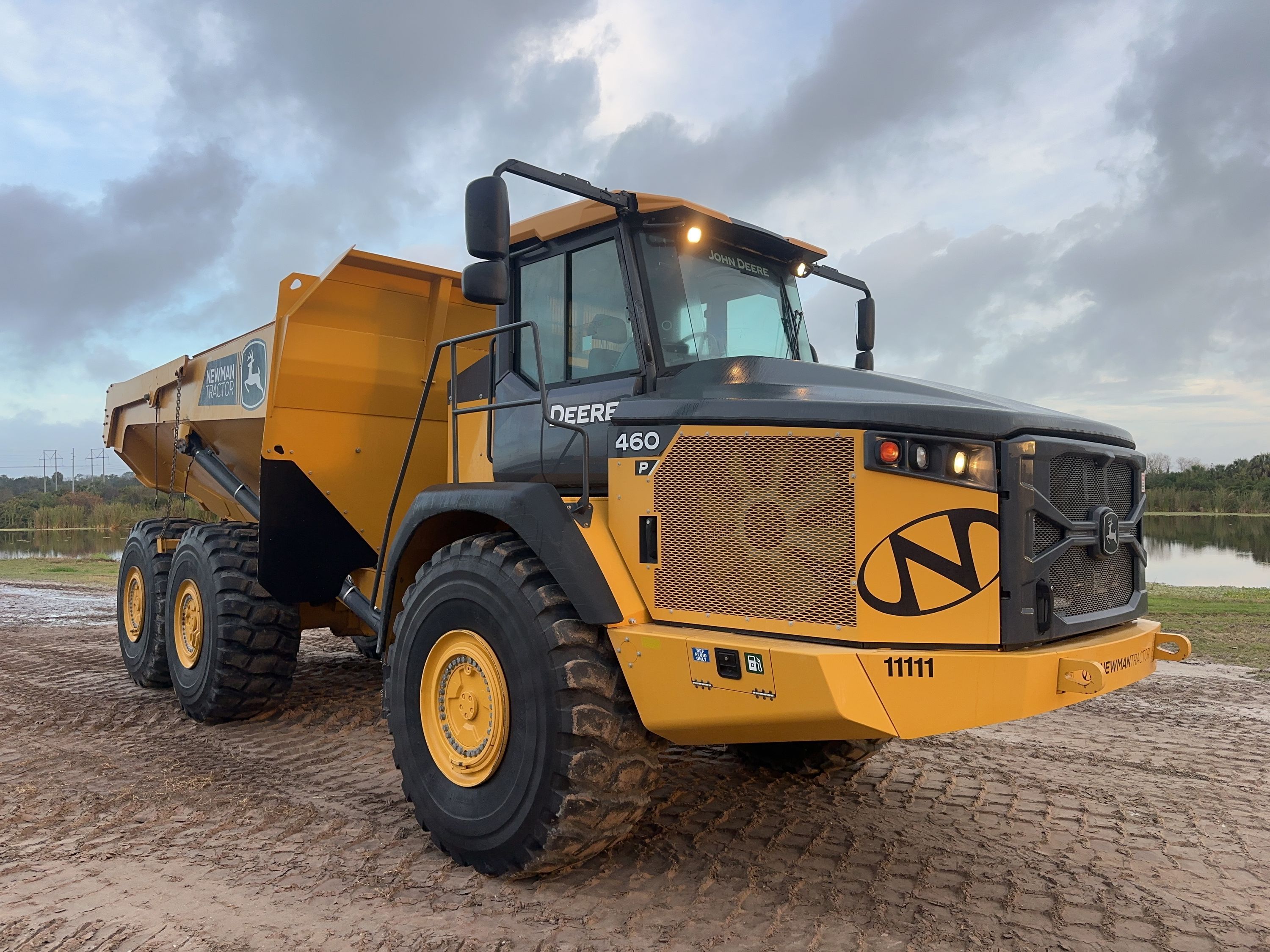 2023 JOHN DEERE 460P Photo 1 Thumbnail