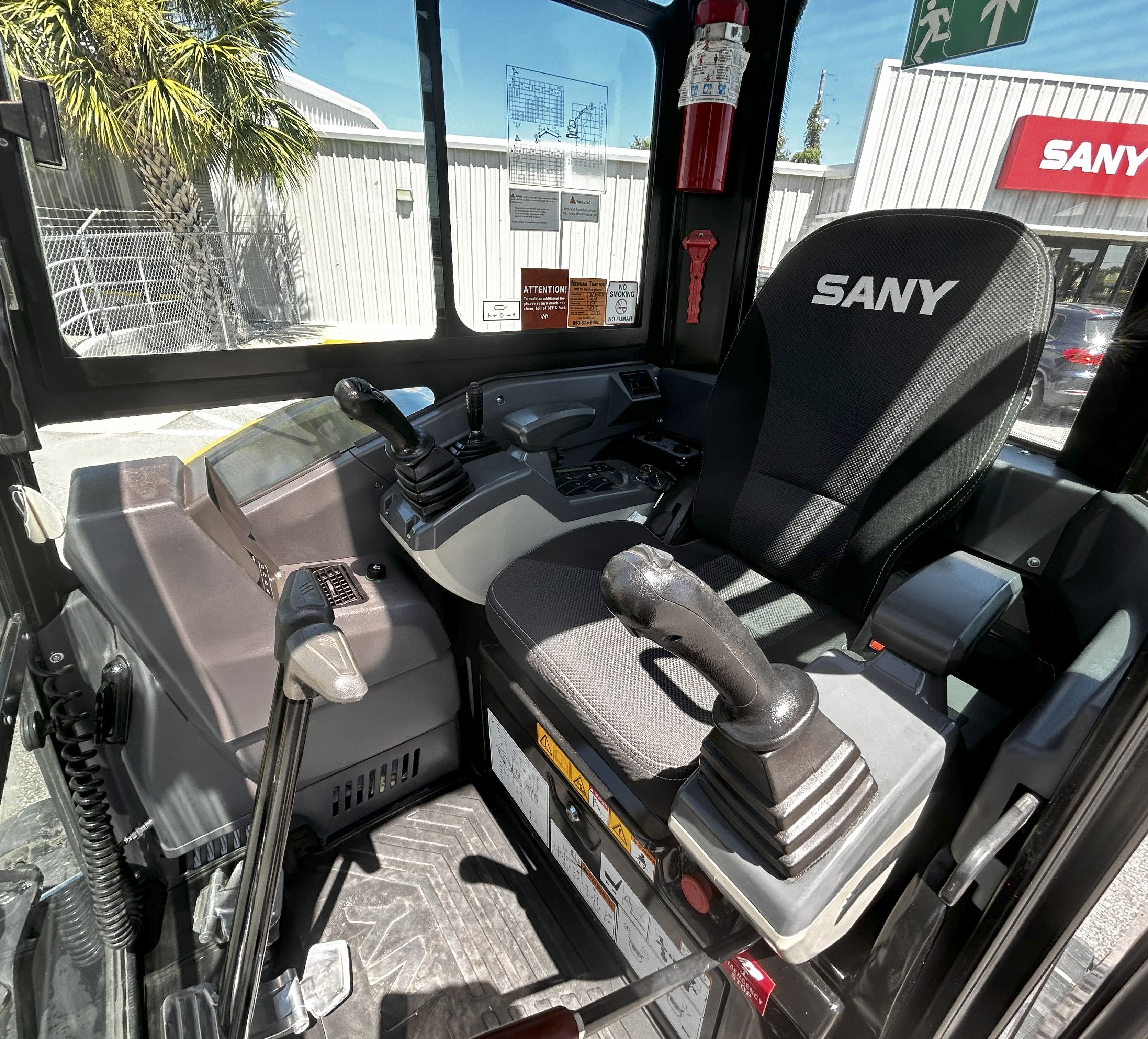 2023 SANY SY50U Photo 7 Thumbnail
