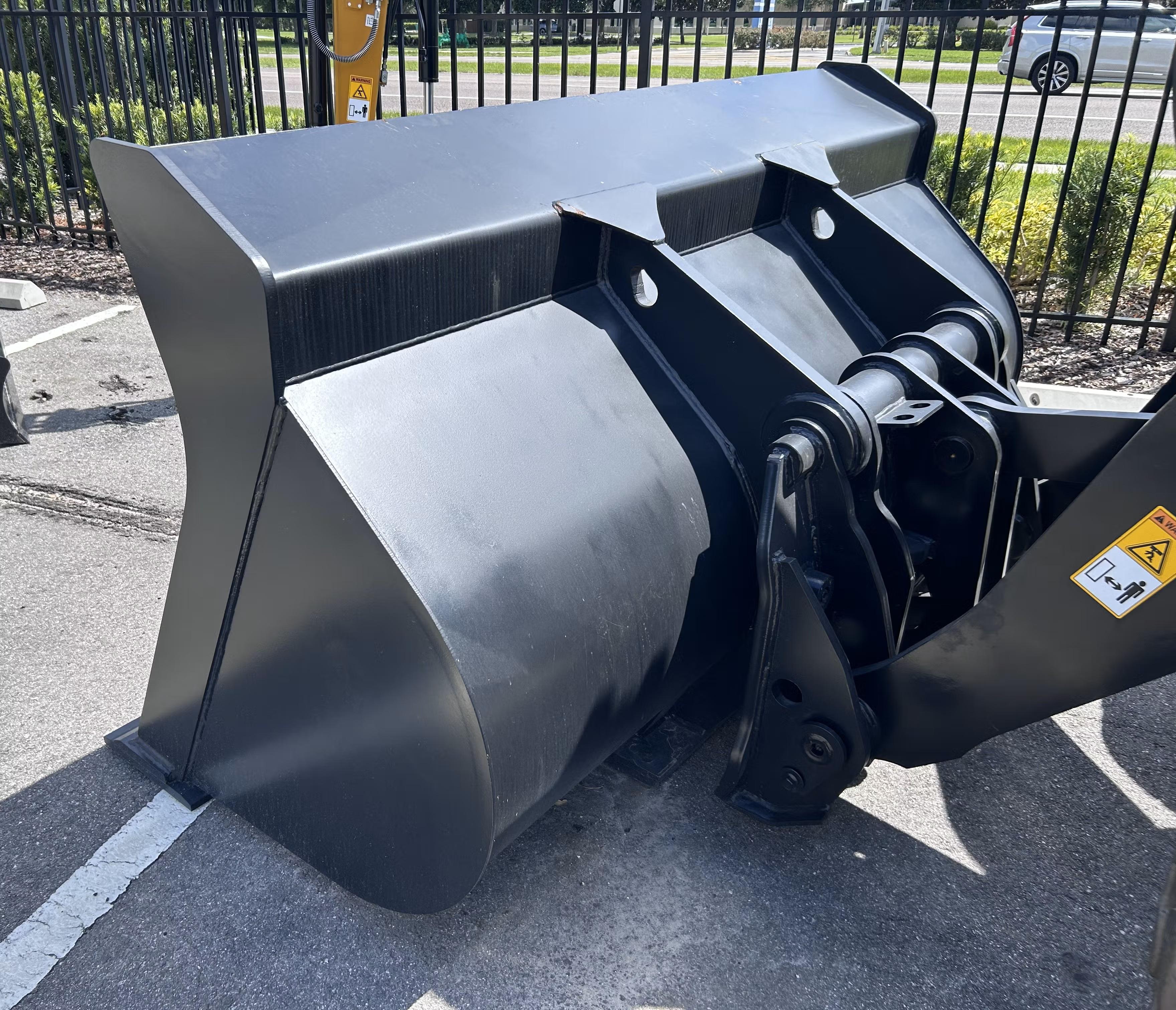 WHEEL LOADER BUCKET FOR SW305K Photo 2 Thumbnail