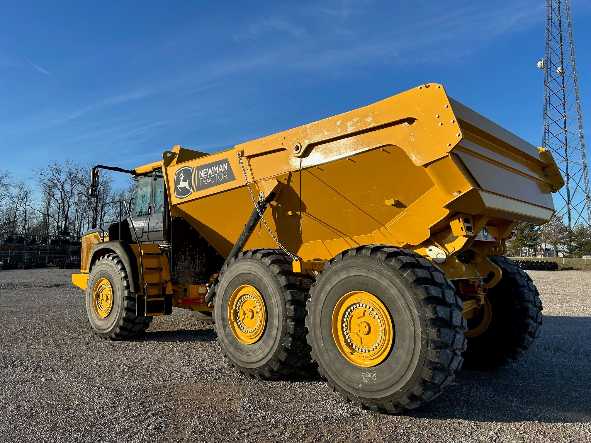 2023 JOHN DEERE 460P Photo 3 Thumbnail