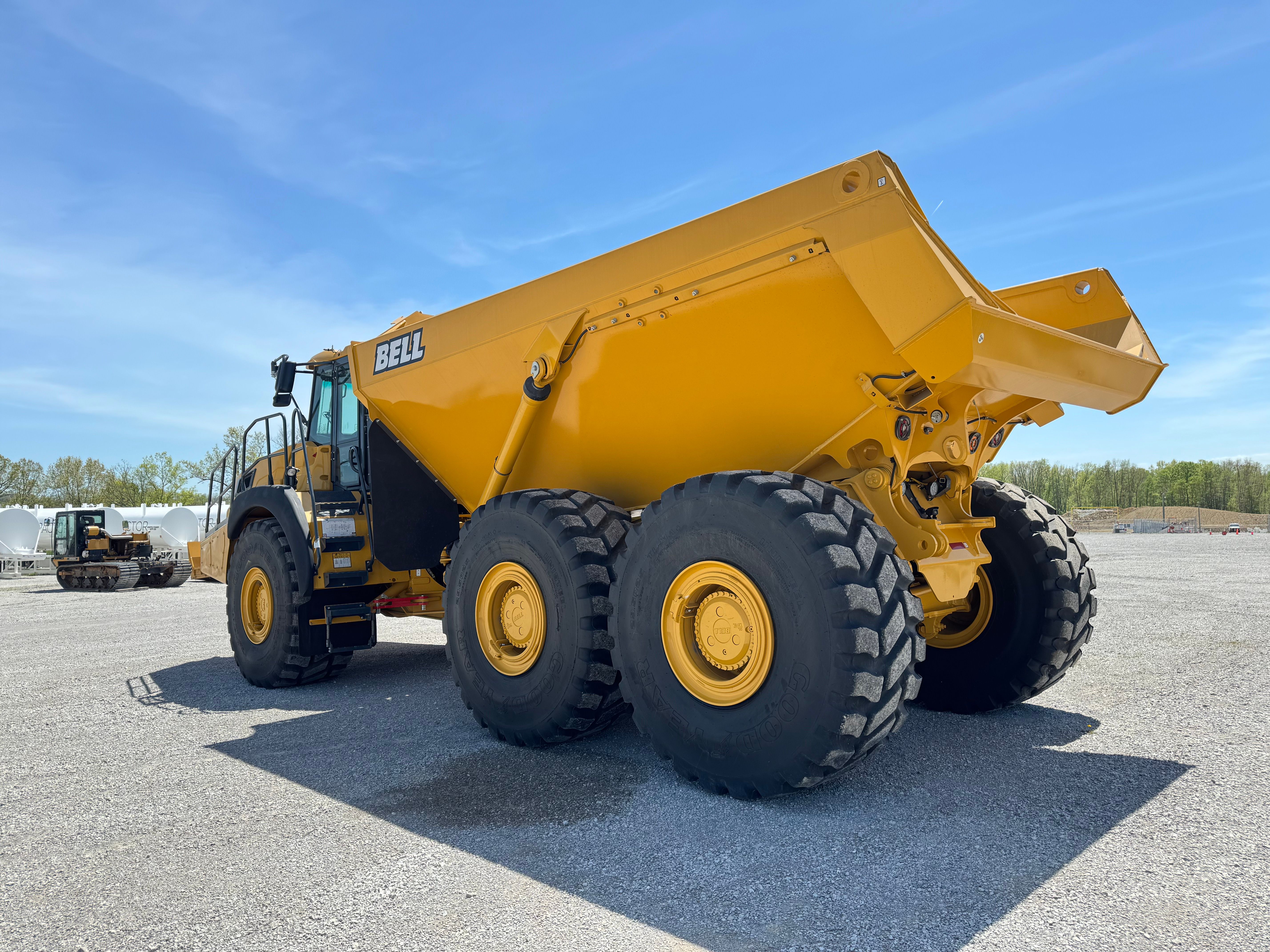 2025 BELL B45E Photo 8 Thumbnail