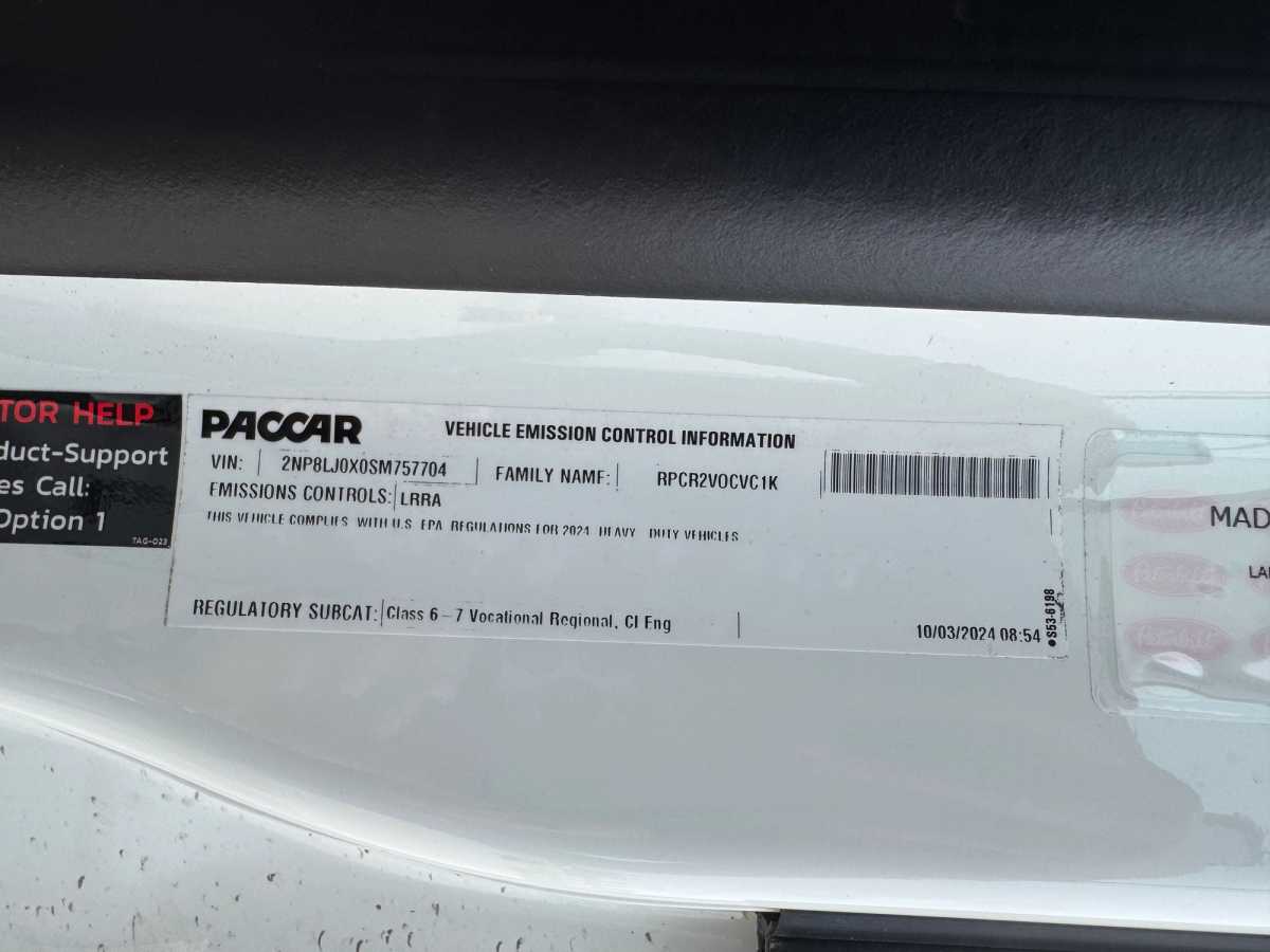 2025 PETERBILT 548 WATER Photo 1