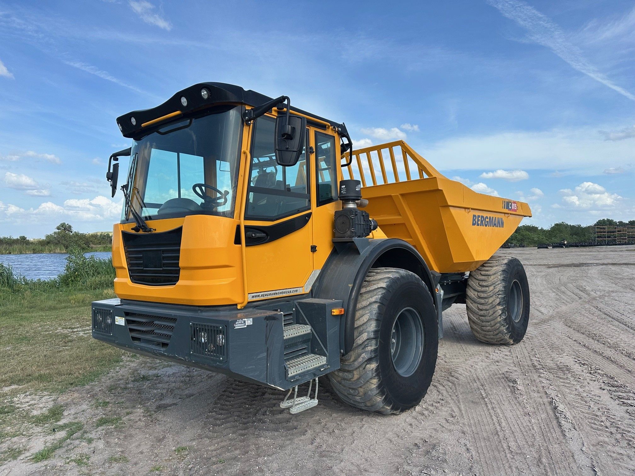 2021 BERGMANN C815S-R Photo 1 Thumbnail