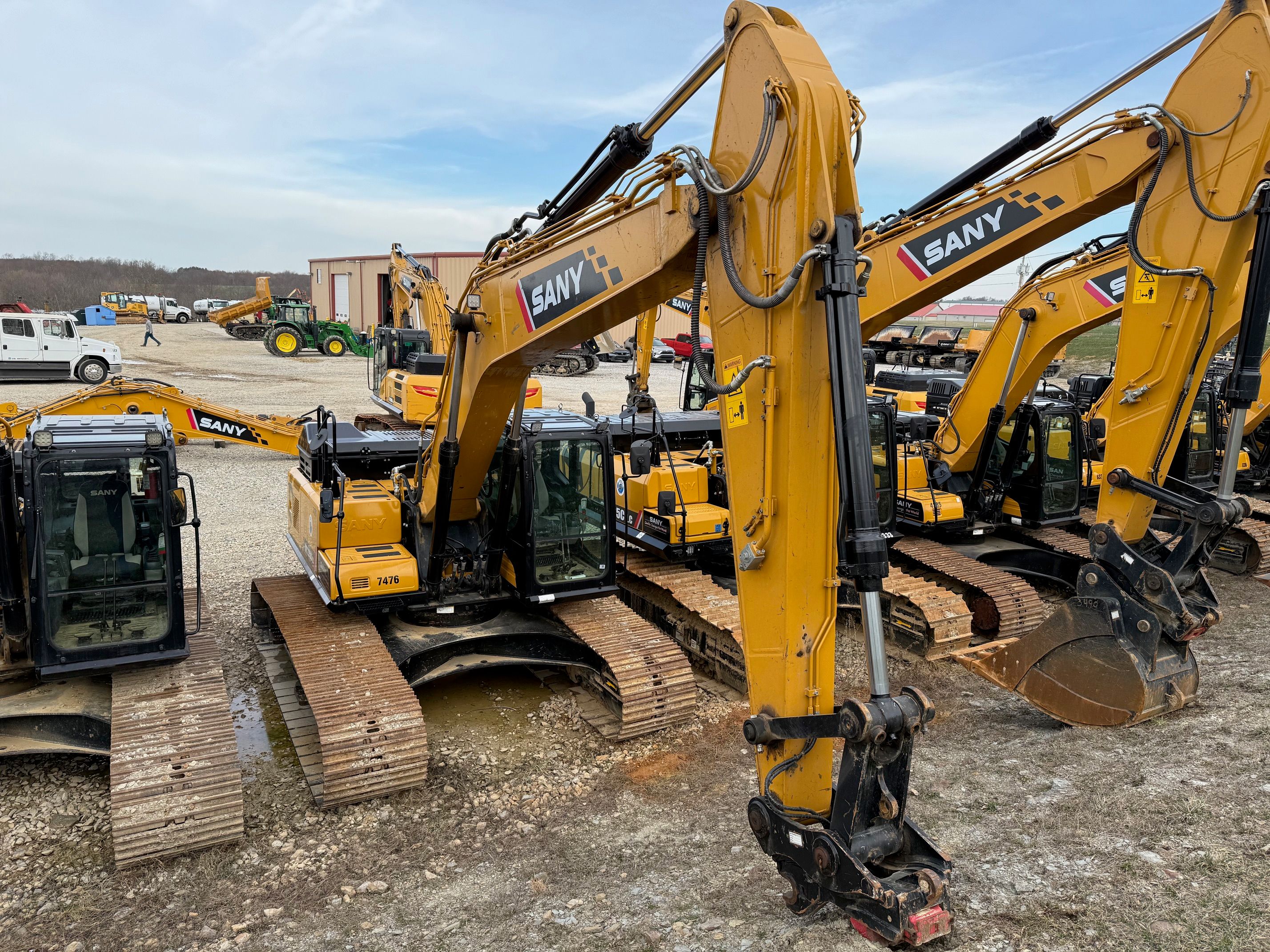 2023 SANY SY225C Photo 2 Thumbnail