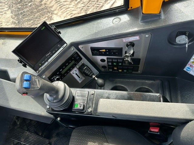 2021 BERGMANN C815S-R Photo 8 Thumbnail