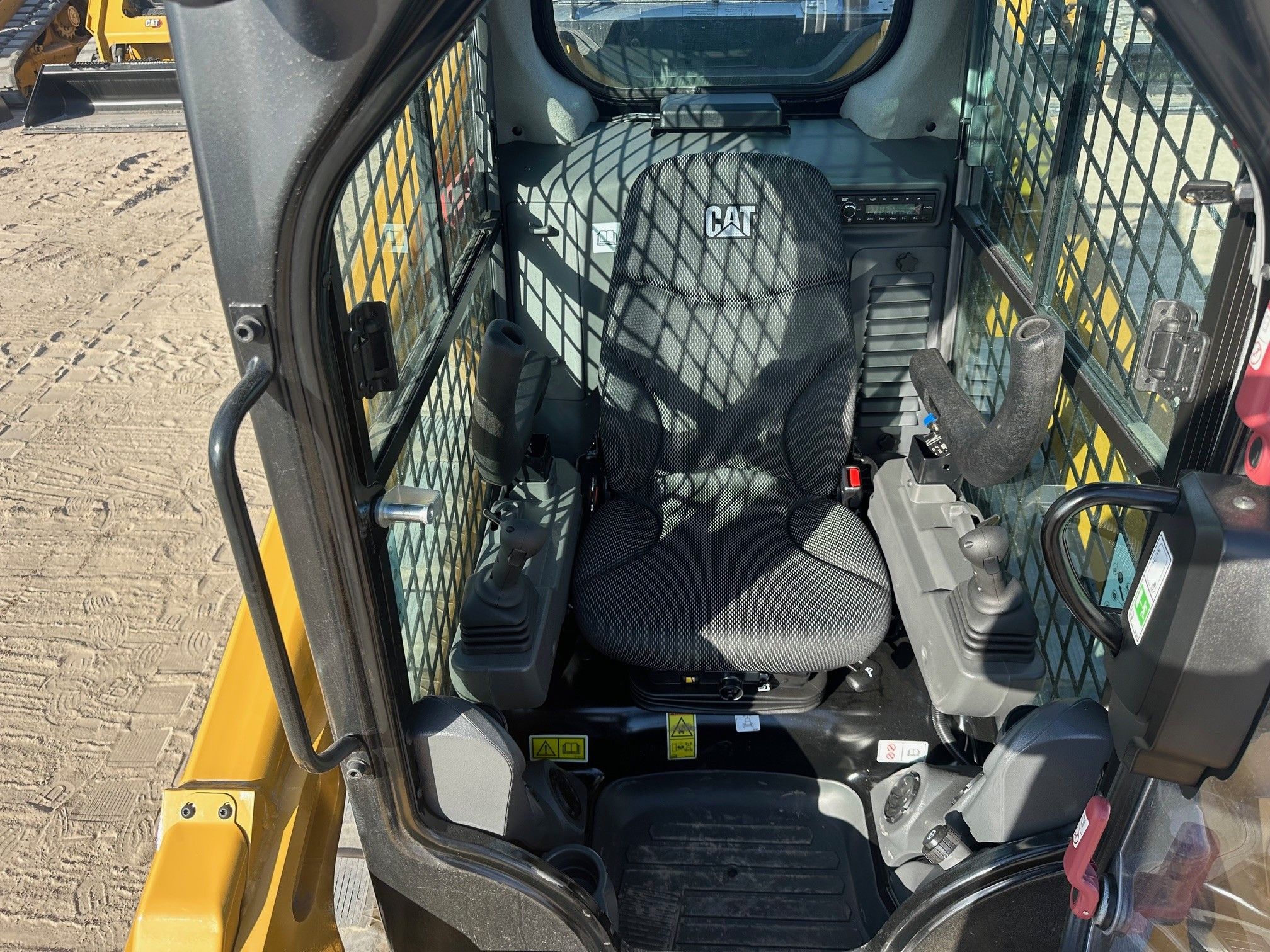 2024 CAT 299D3 Photo 7 Thumbnail