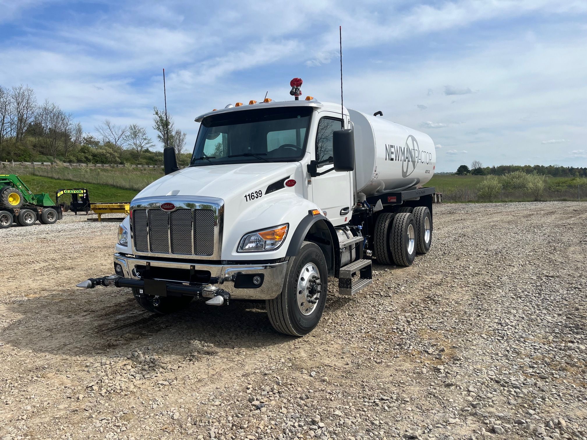 2024 PETERBILT 548 WATER Photo 1 Thumbnail