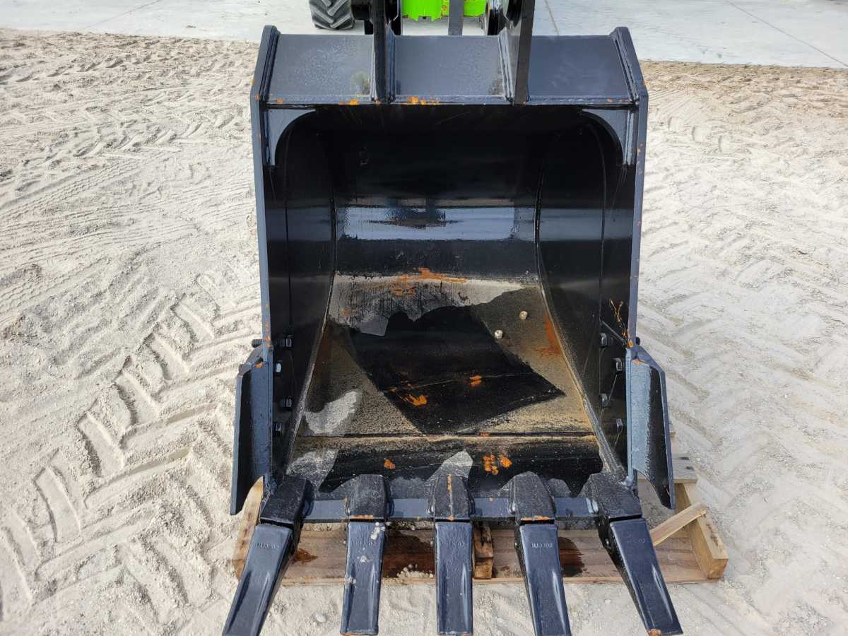 36" BUCKET FOR SY155U Photo 1