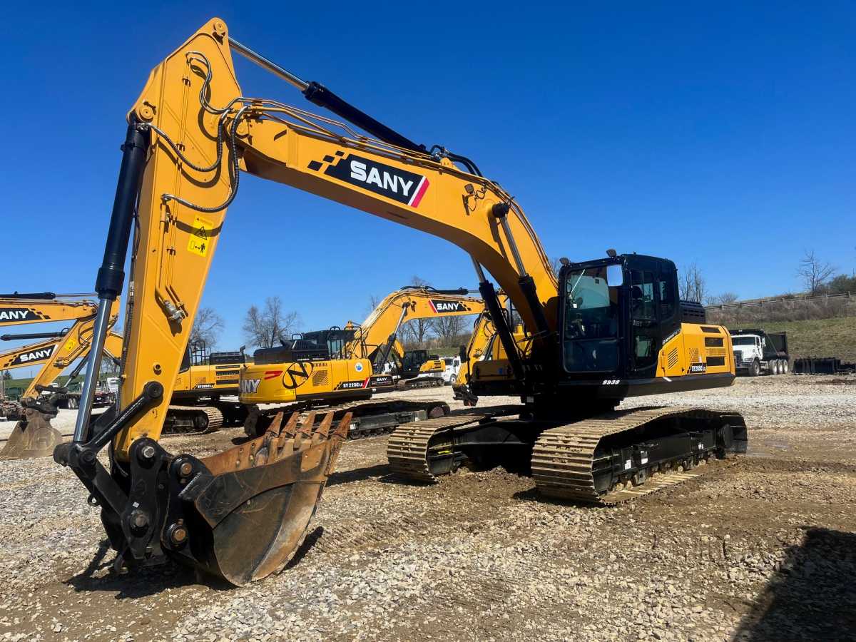 2022 SANY SY265C Photo 1