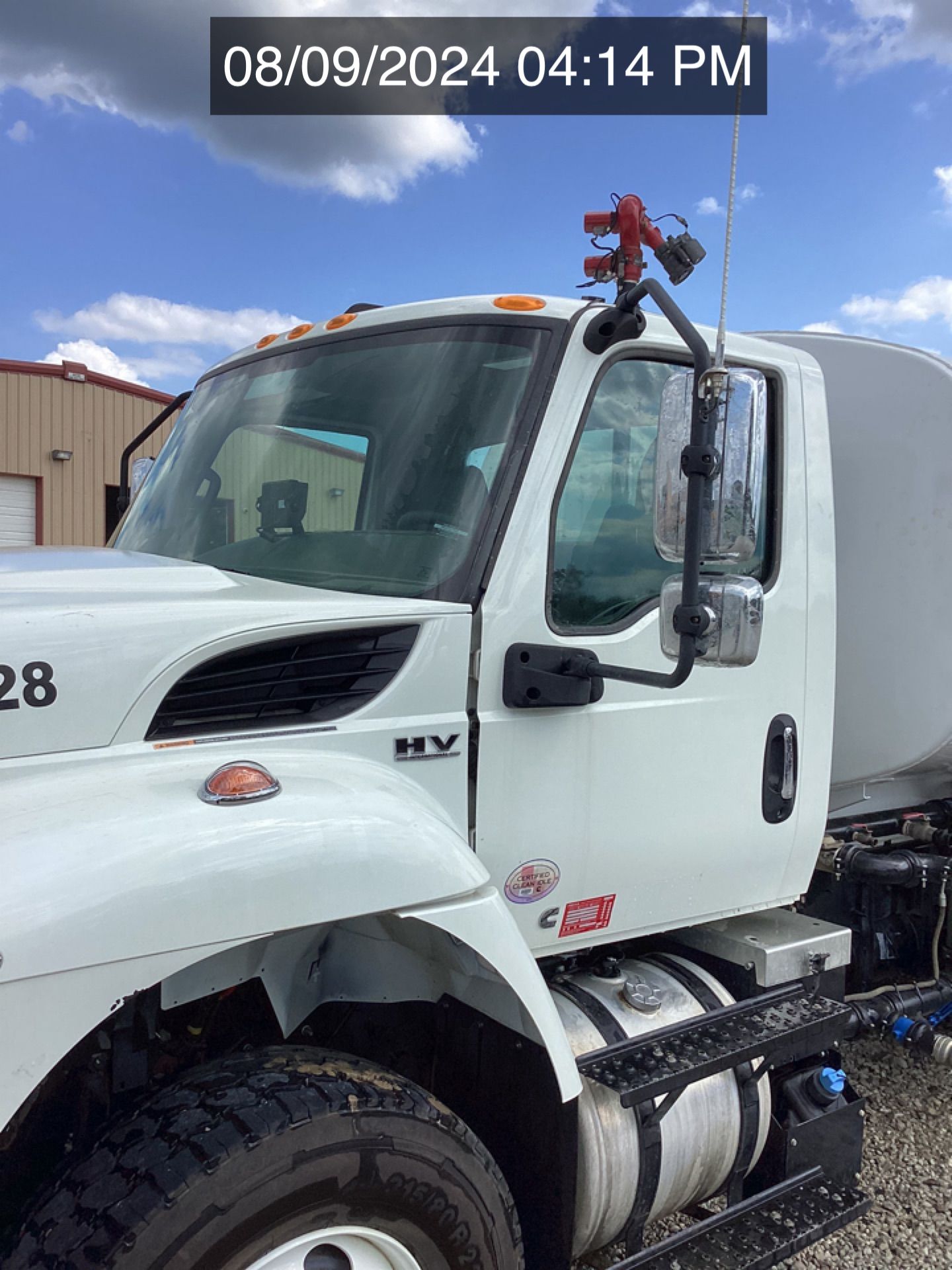 2024 INTERNATIONAL HV607 Photo 2 Thumbnail