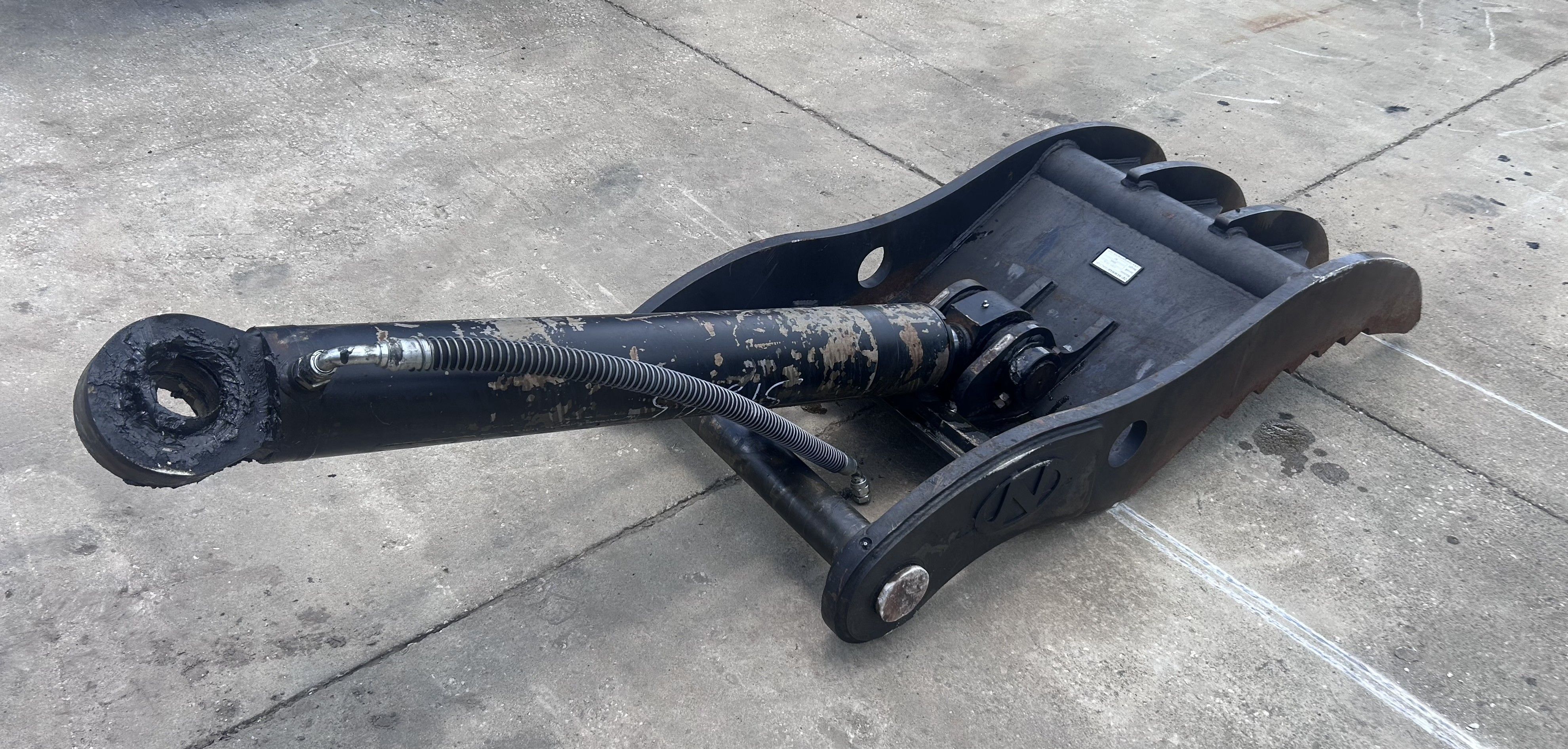 THUMB FOR SY265C (NO QUICK COUPLER) Photo 3 Thumbnail