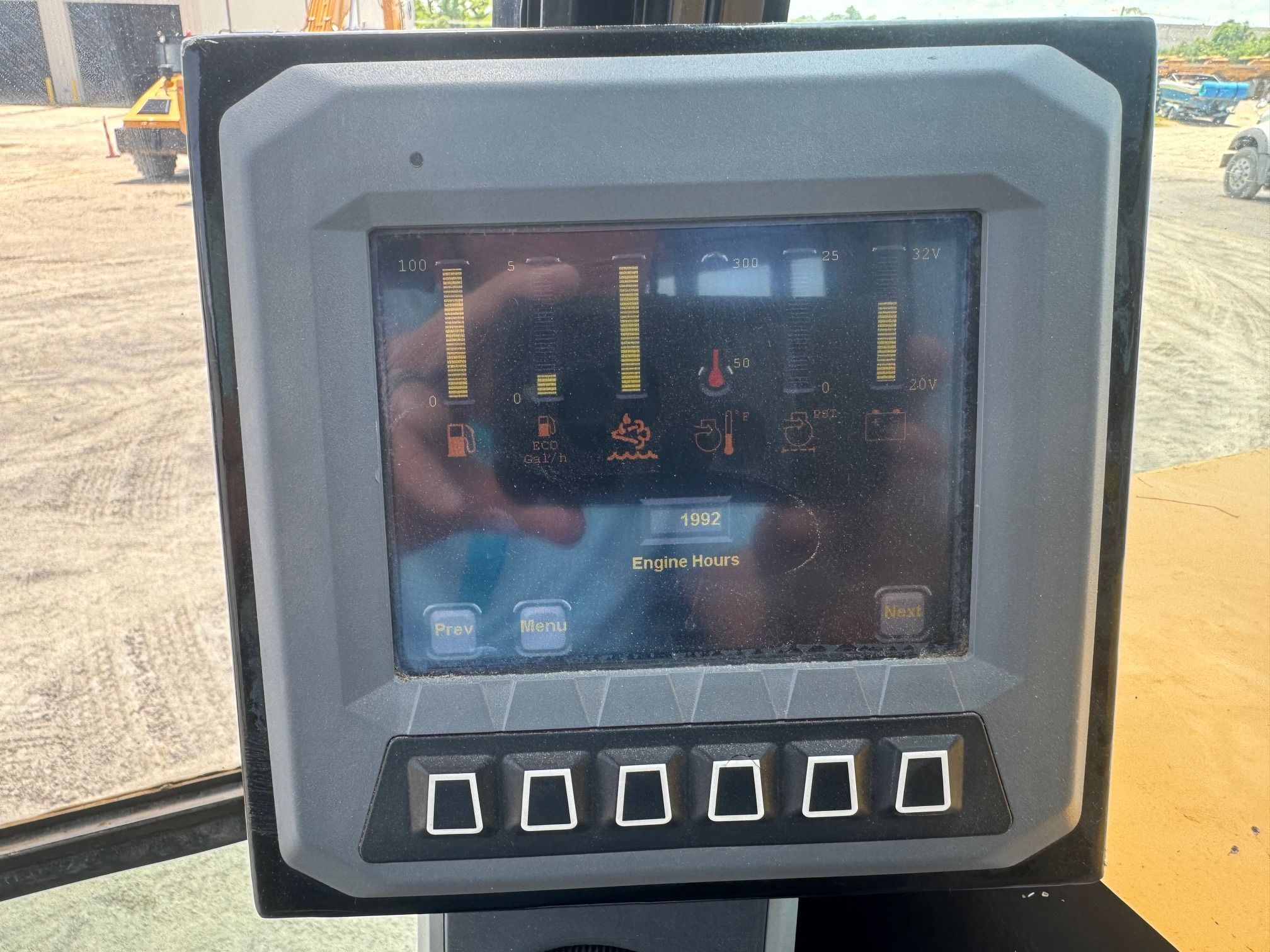 2018 MOROOKA MST 2200VD Photo 9 Thumbnail