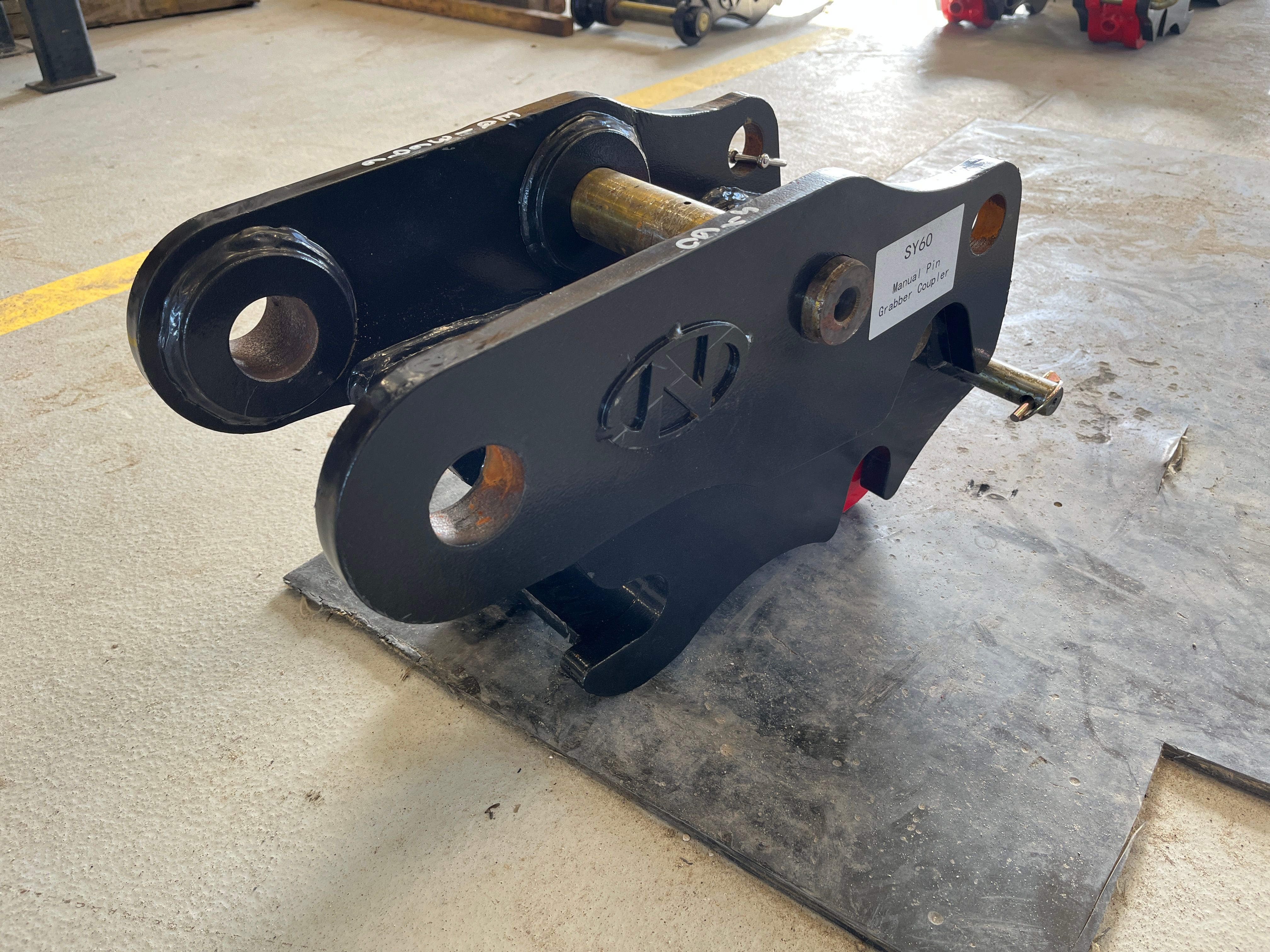 MANUAL QUICK COUPLER FOR SY60C Photo 1 Thumbnail