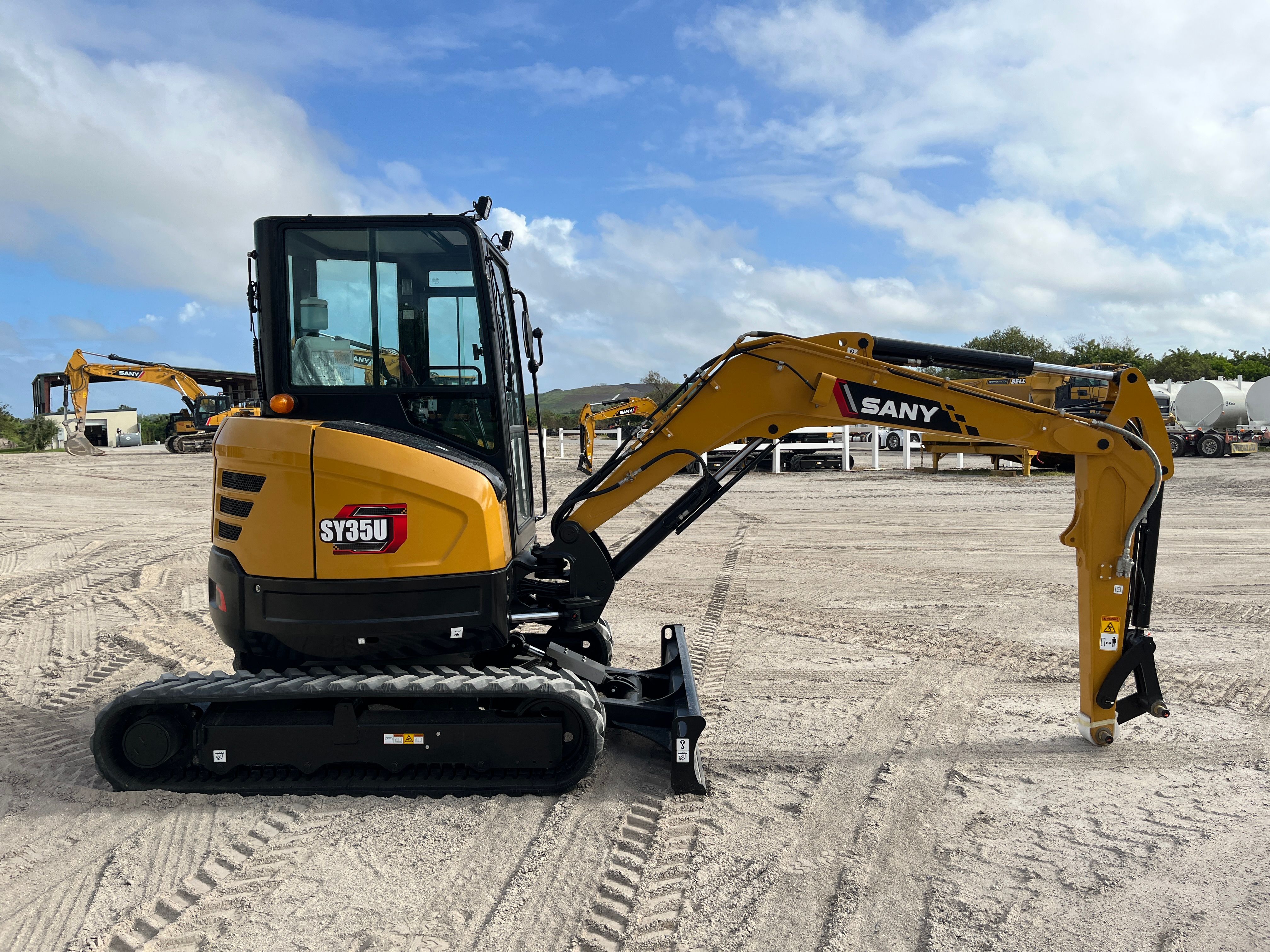 2025 SANY SY35U-CAB Photo 5 Thumbnail