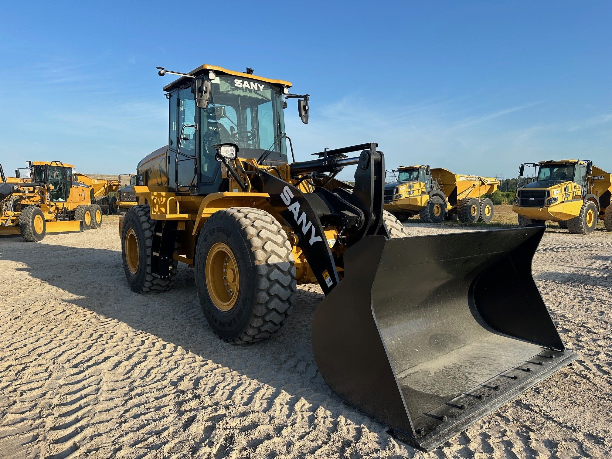 2025 SANY SW305K Photo 6 Thumbnail