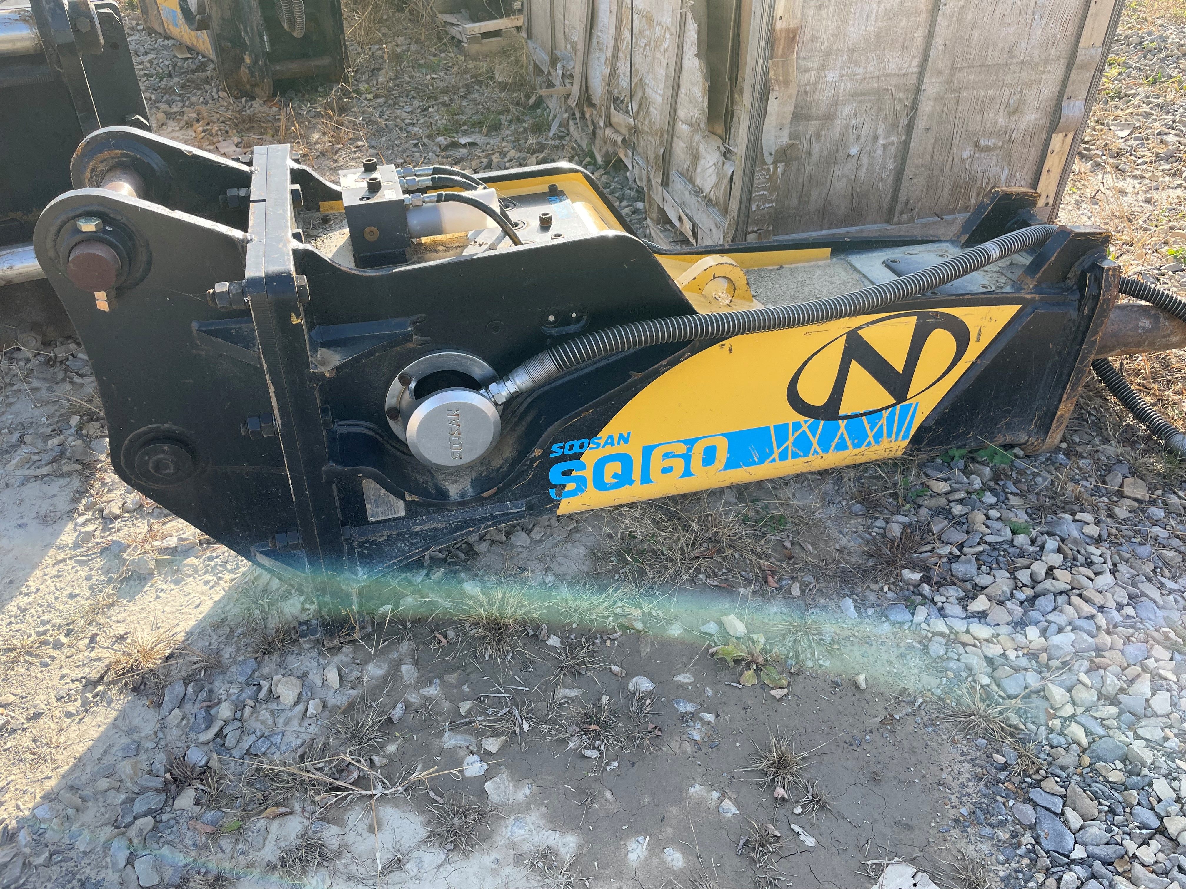 2022 SOOSAN SQ60 HAMMER FOR SY155U Photo 2 Thumbnail