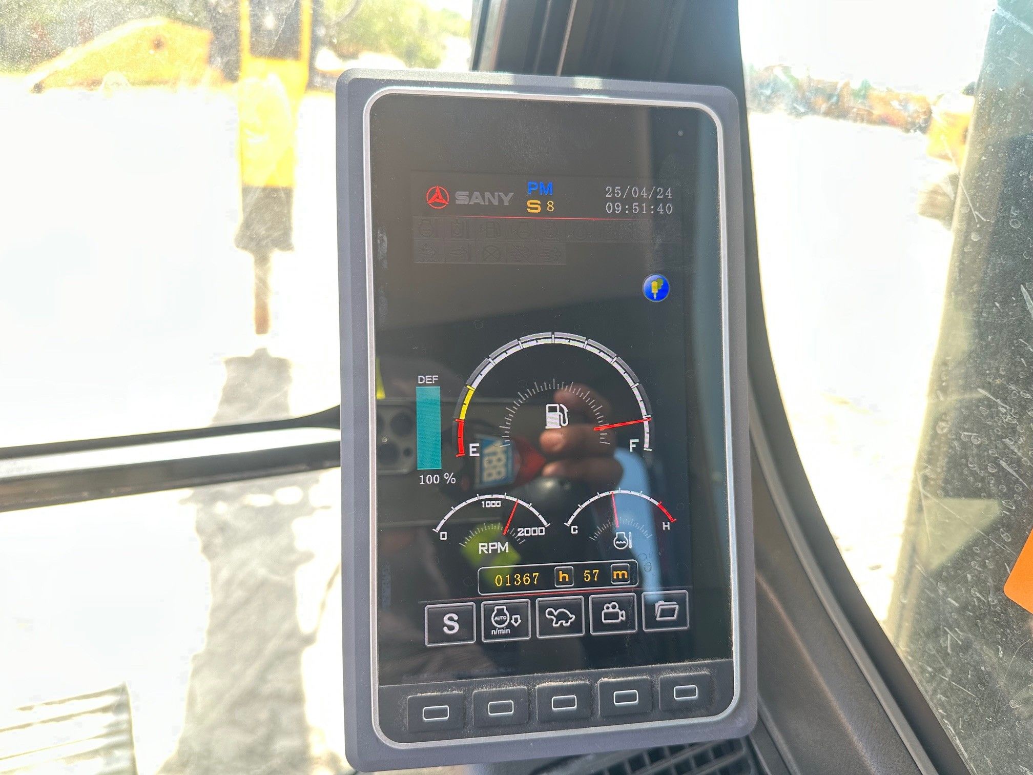 2022 SANY SY265C Photo 9 Thumbnail