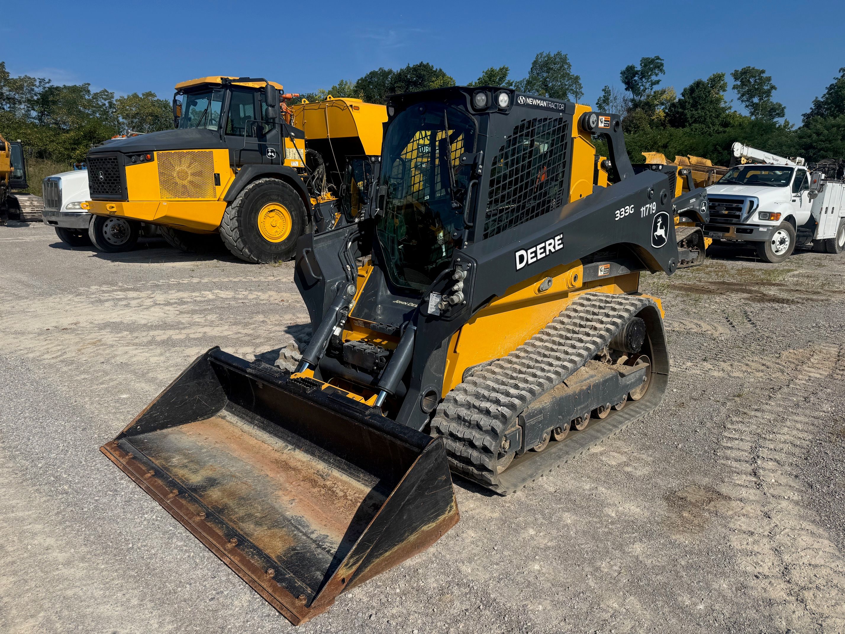 2024 JOHN DEERE 333G Photo 1 Thumbnail