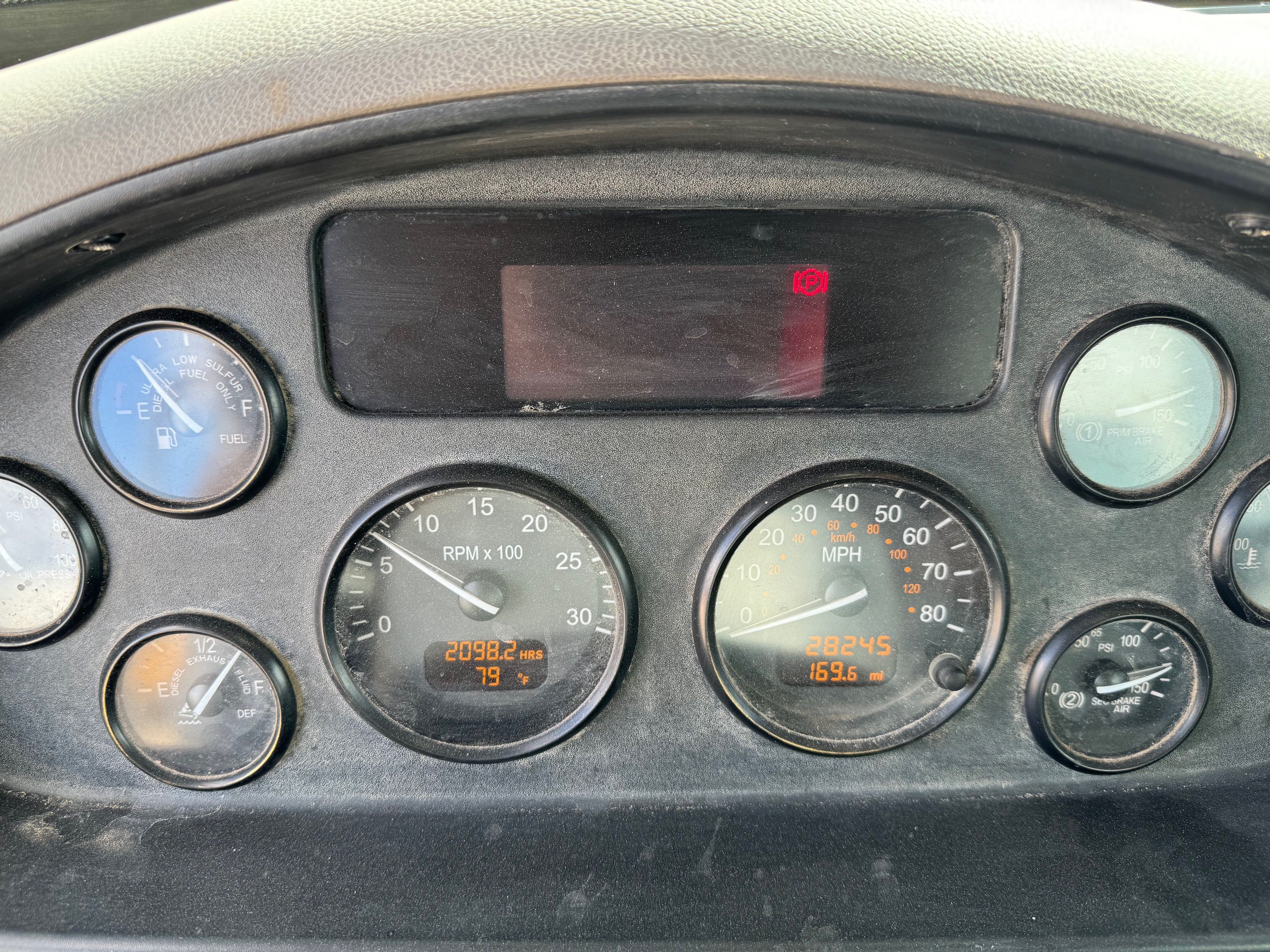 2022 PETERBILT 348 WATER Photo 10 Thumbnail