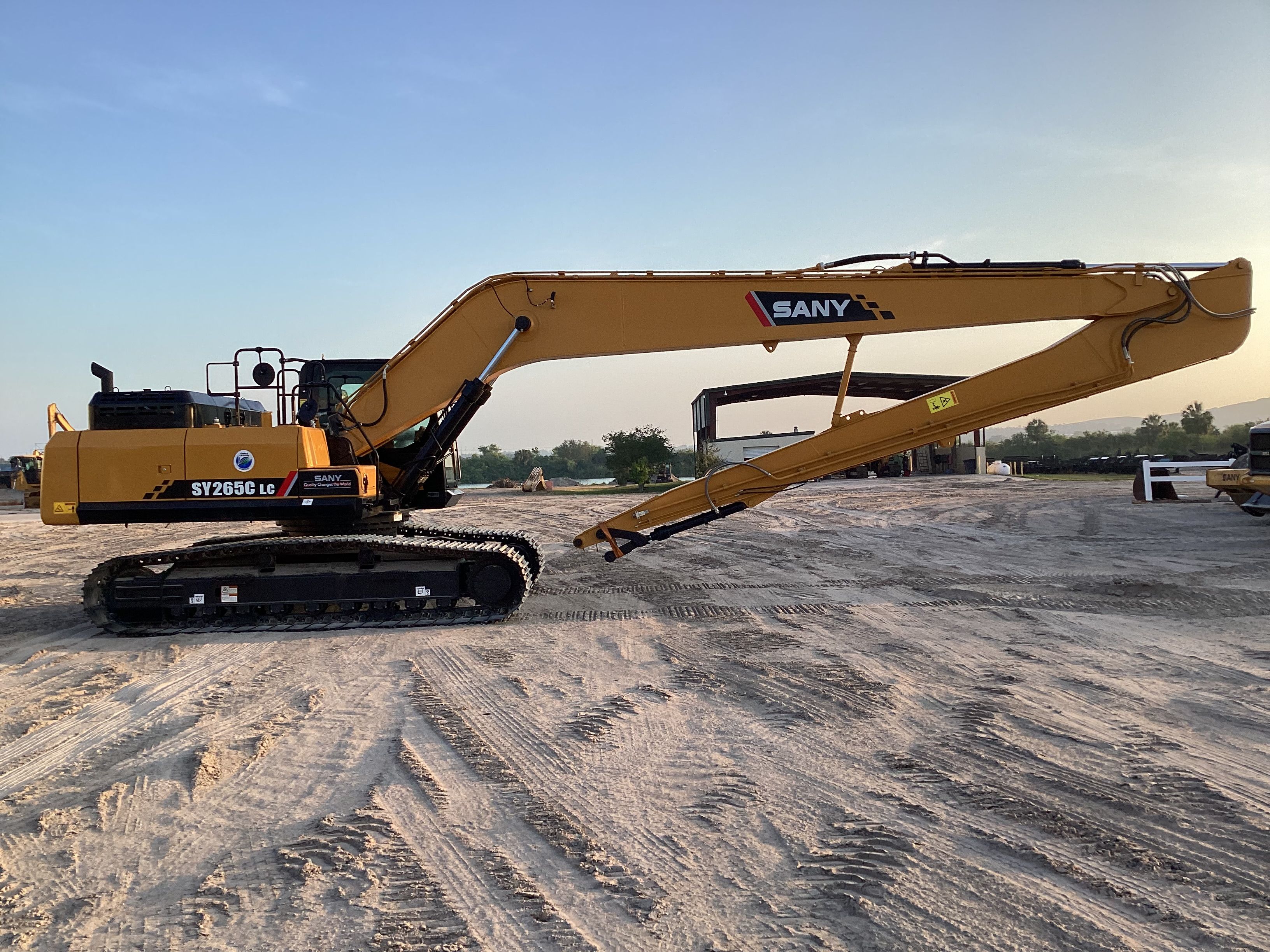 2025 SANY SY265C LR Photo 5 Thumbnail