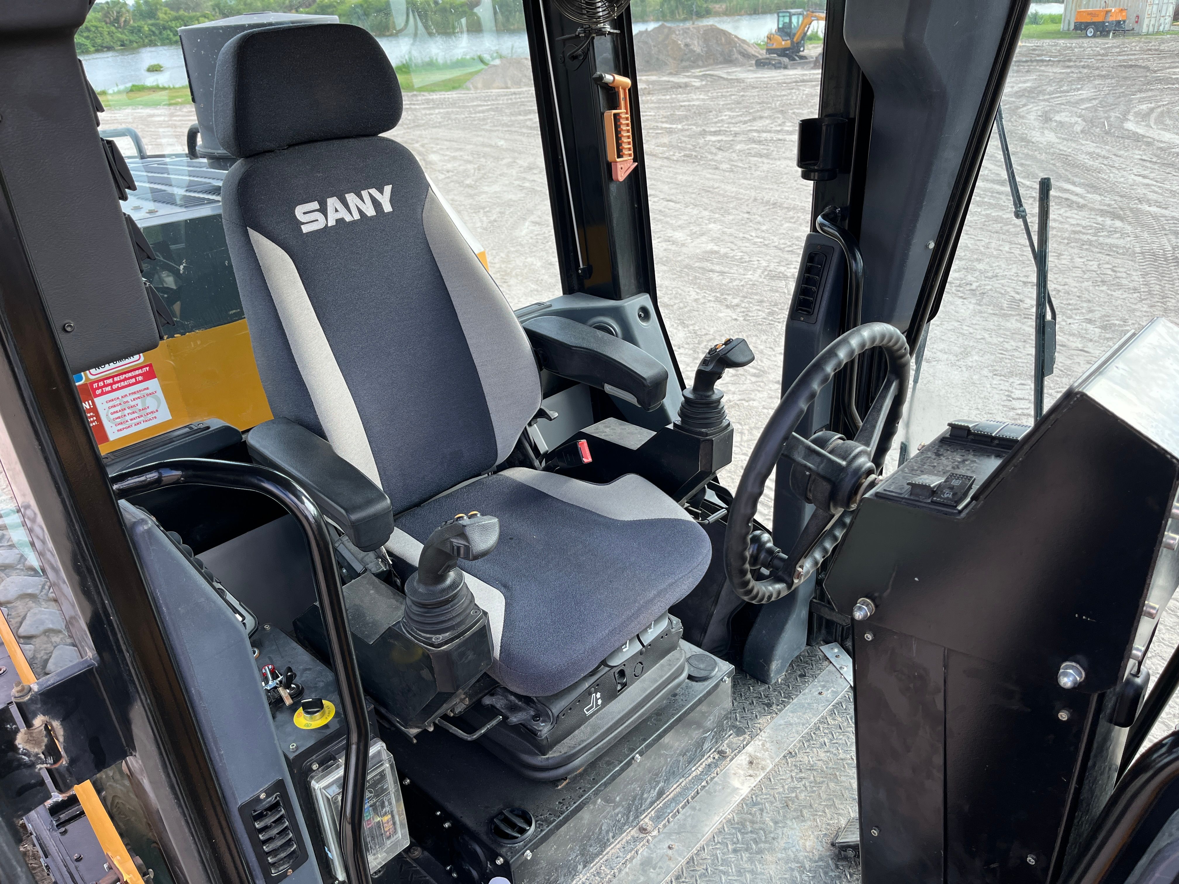 2022 SANY SMG200C-8 Photo 7 Thumbnail