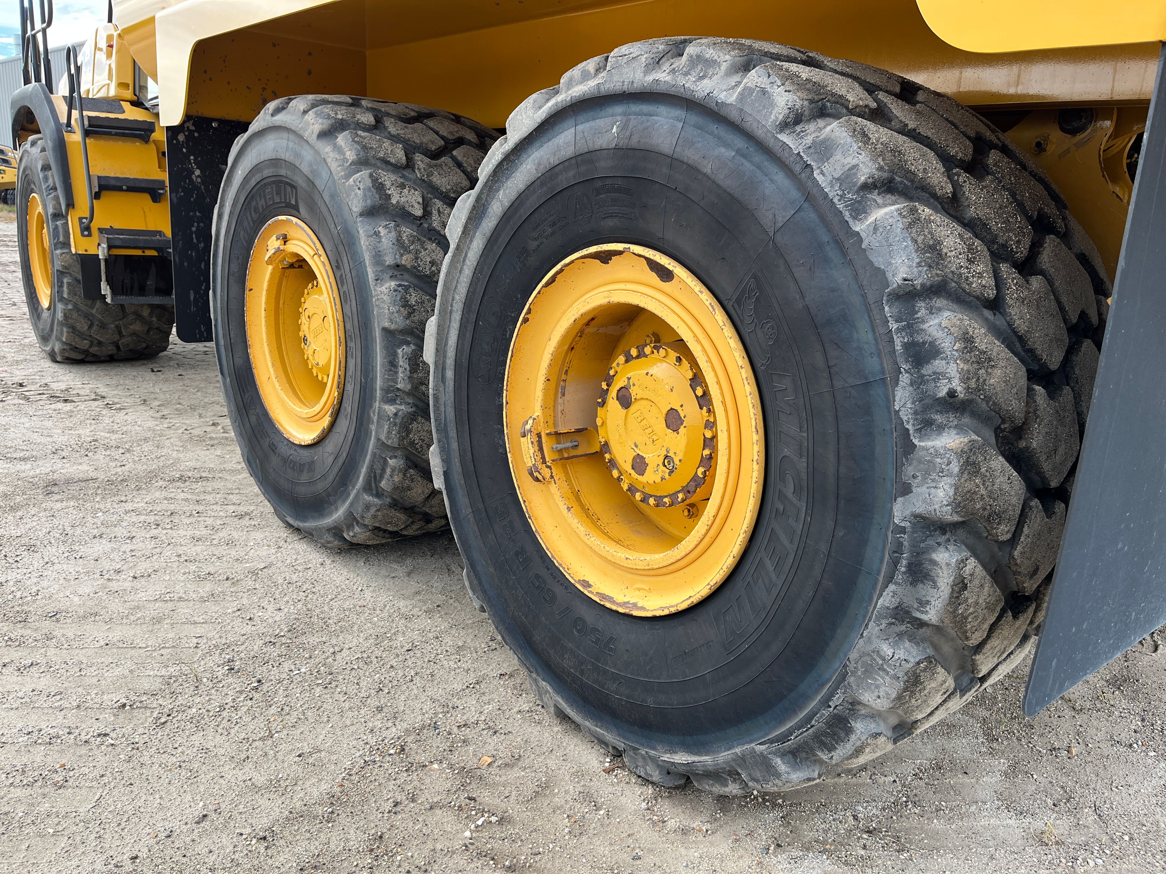 2020 BELL B30E Photo 13 Thumbnail