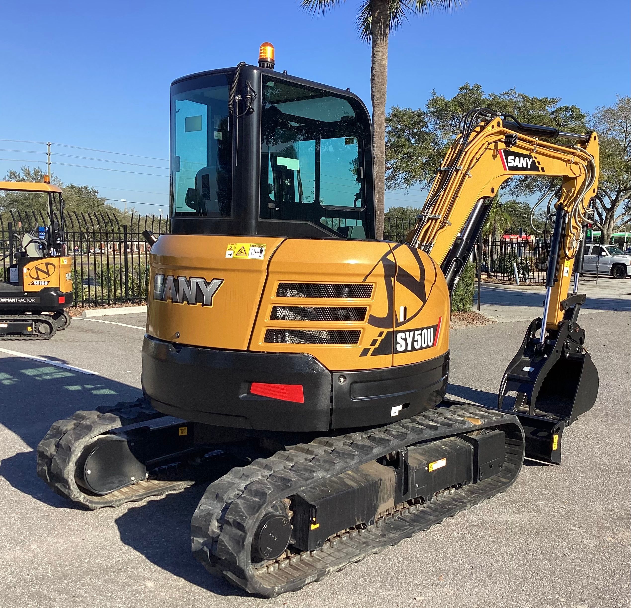2023 SANY SY50U Photo 4 Thumbnail