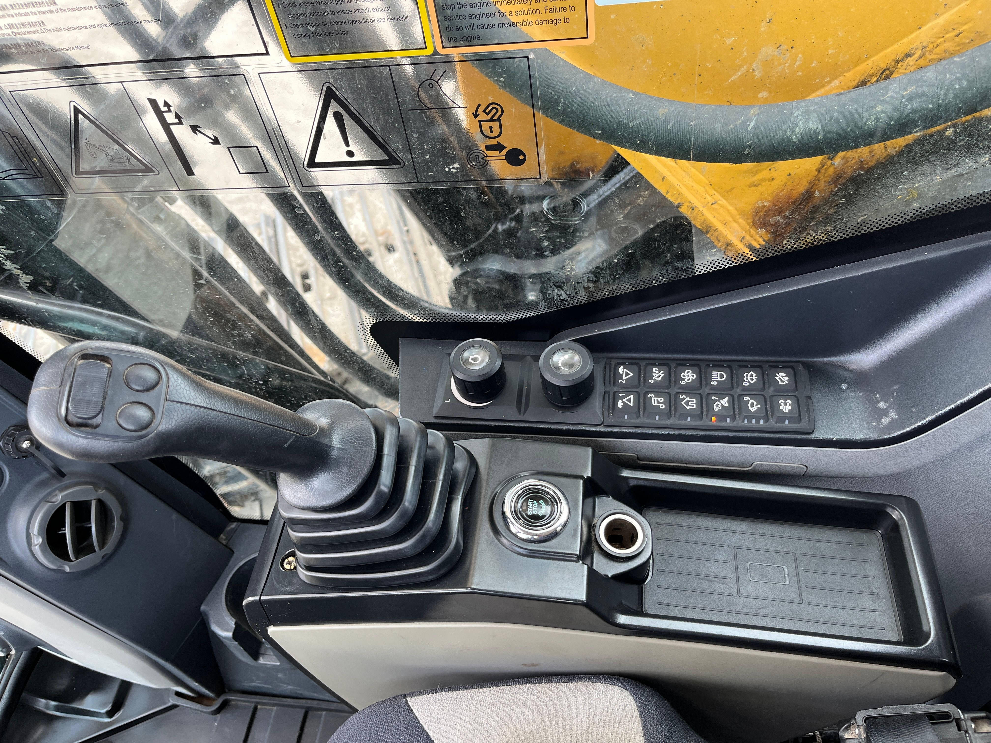 2023 SANY SY335C Photo 10 Thumbnail