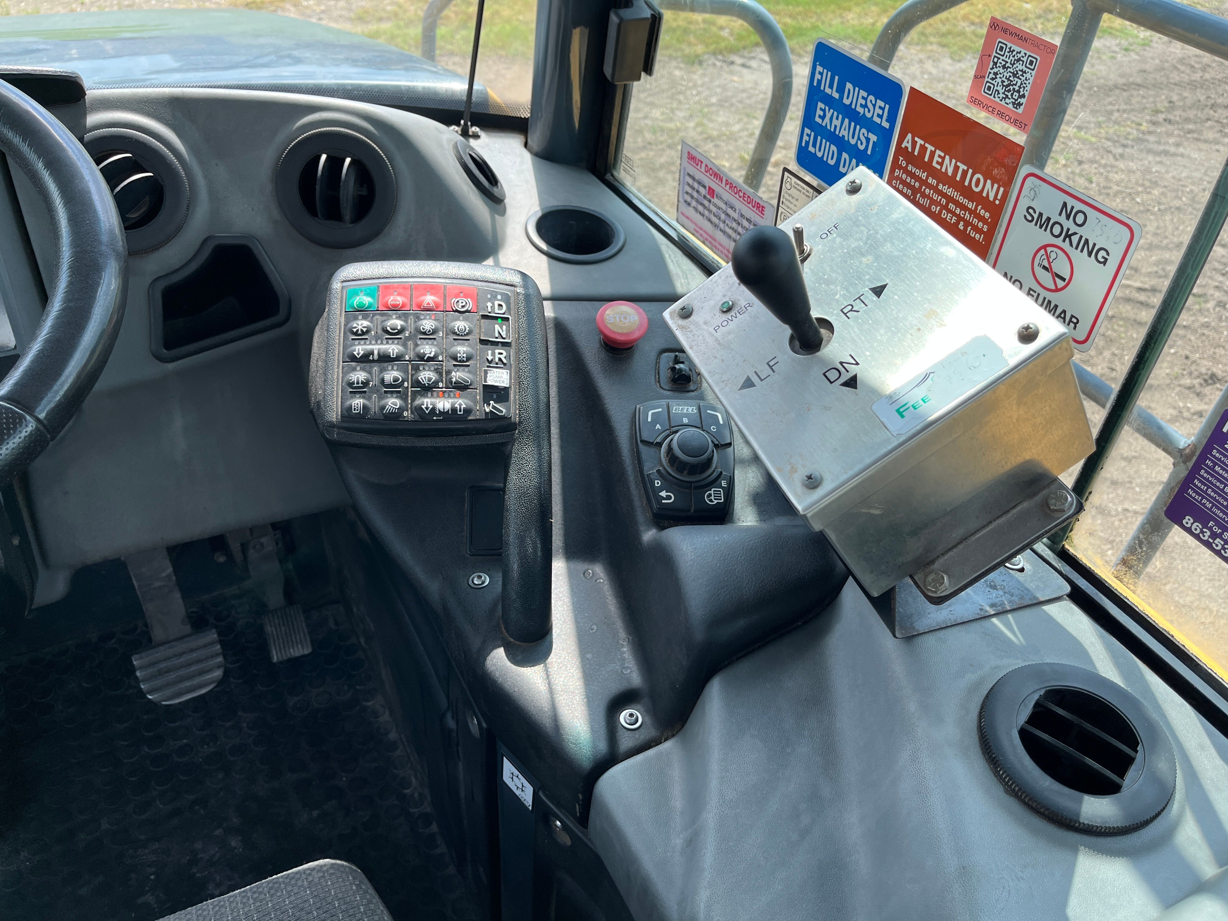 2016 BELL B25E Photo 9 Thumbnail