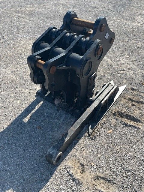 CONCRETE PULVERIZER Photo 2 Thumbnail