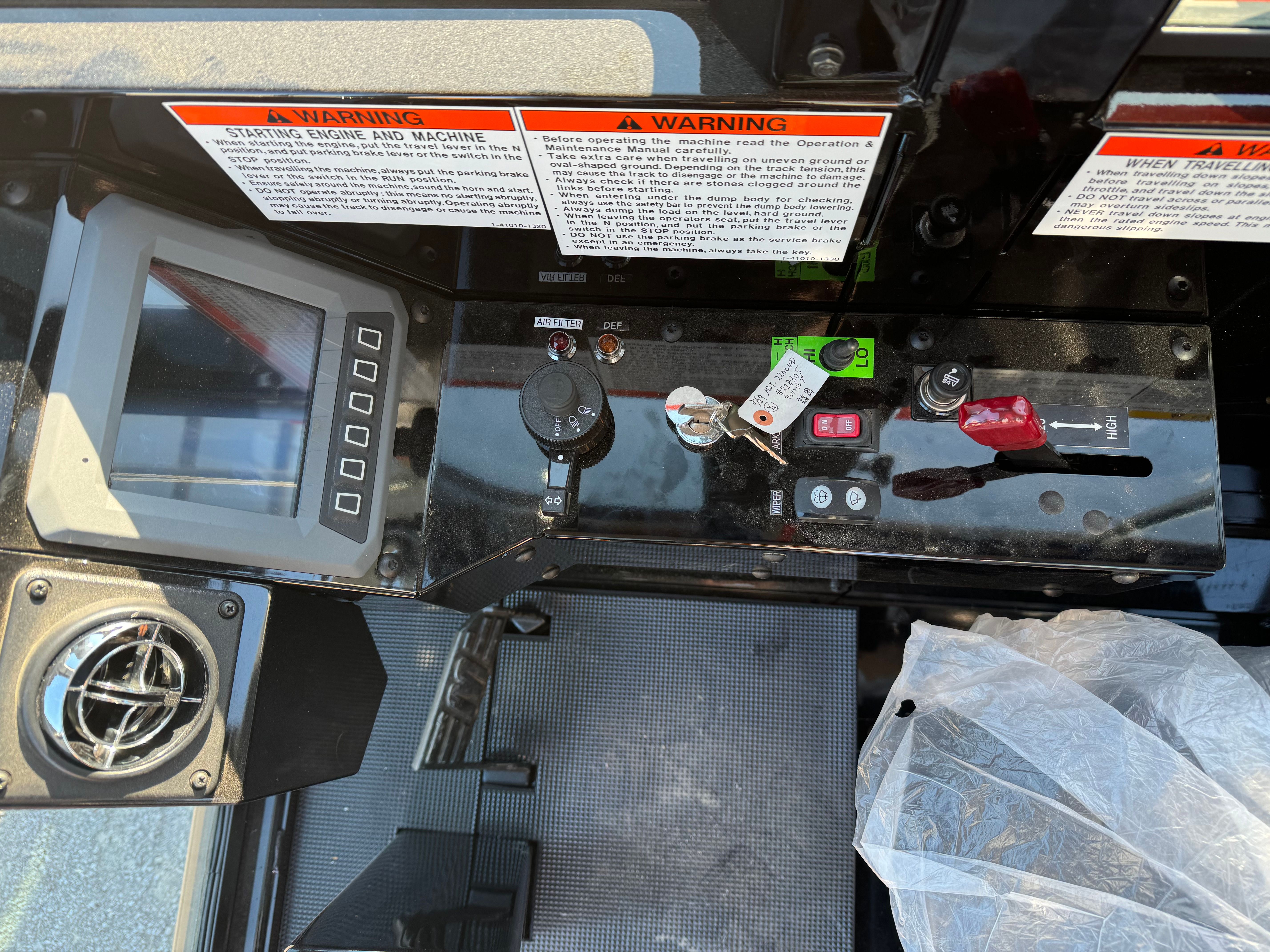 2024 MOROOKA MST 2200VD Photo 9 Thumbnail