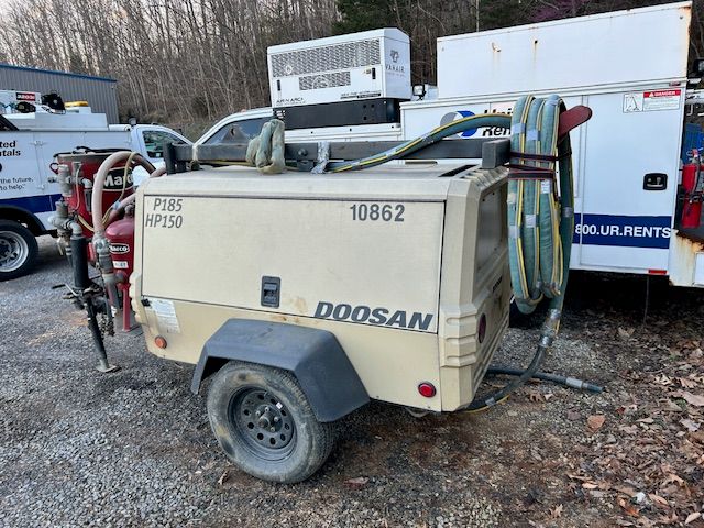 2023 DOOSAN P185 Photo 3 Thumbnail