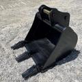 18" BUCKET FOR SY16C Photo 1 Thumbnail