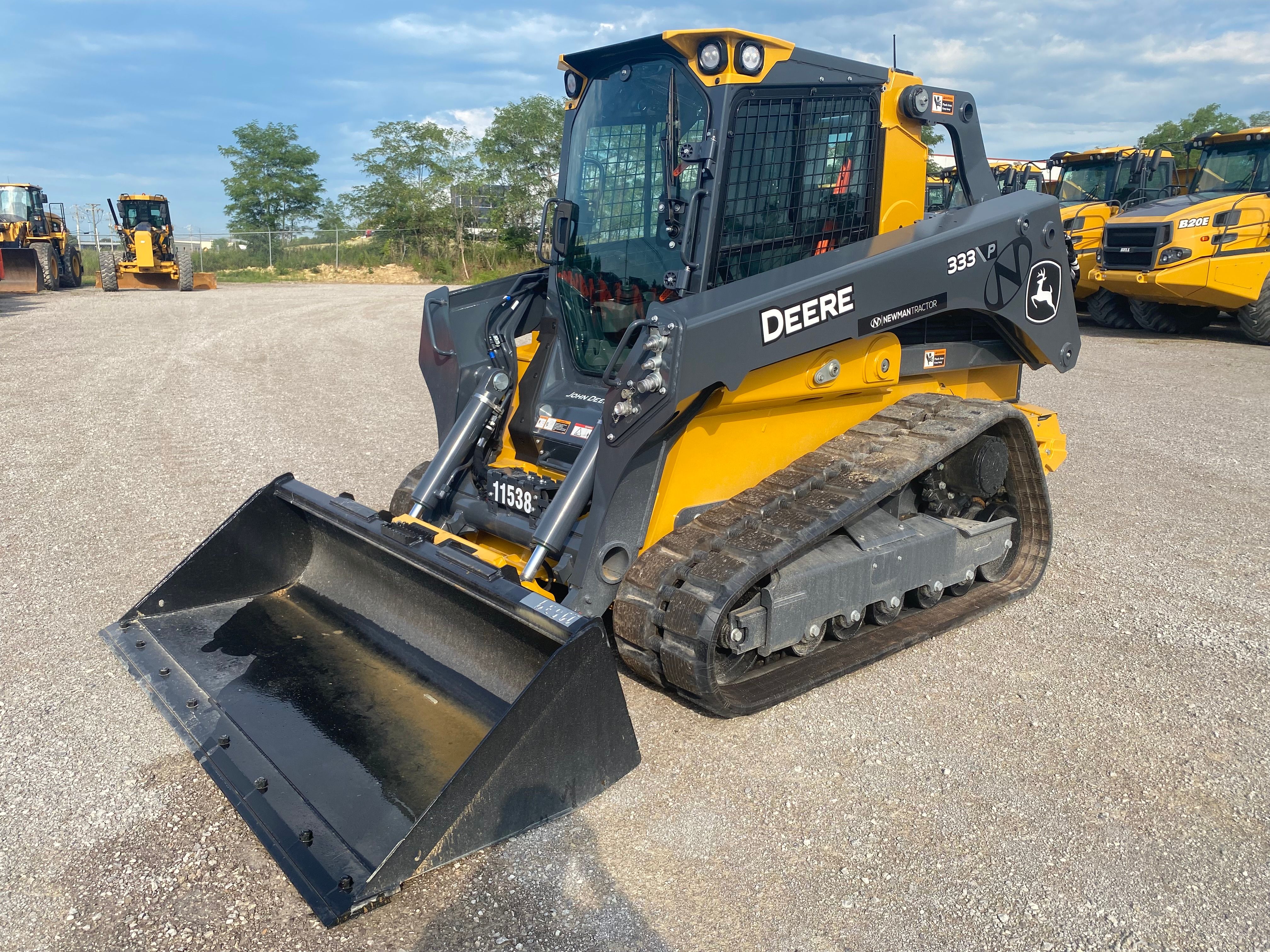 2024 JOHN DEERE 333P Photo 1 Thumbnail