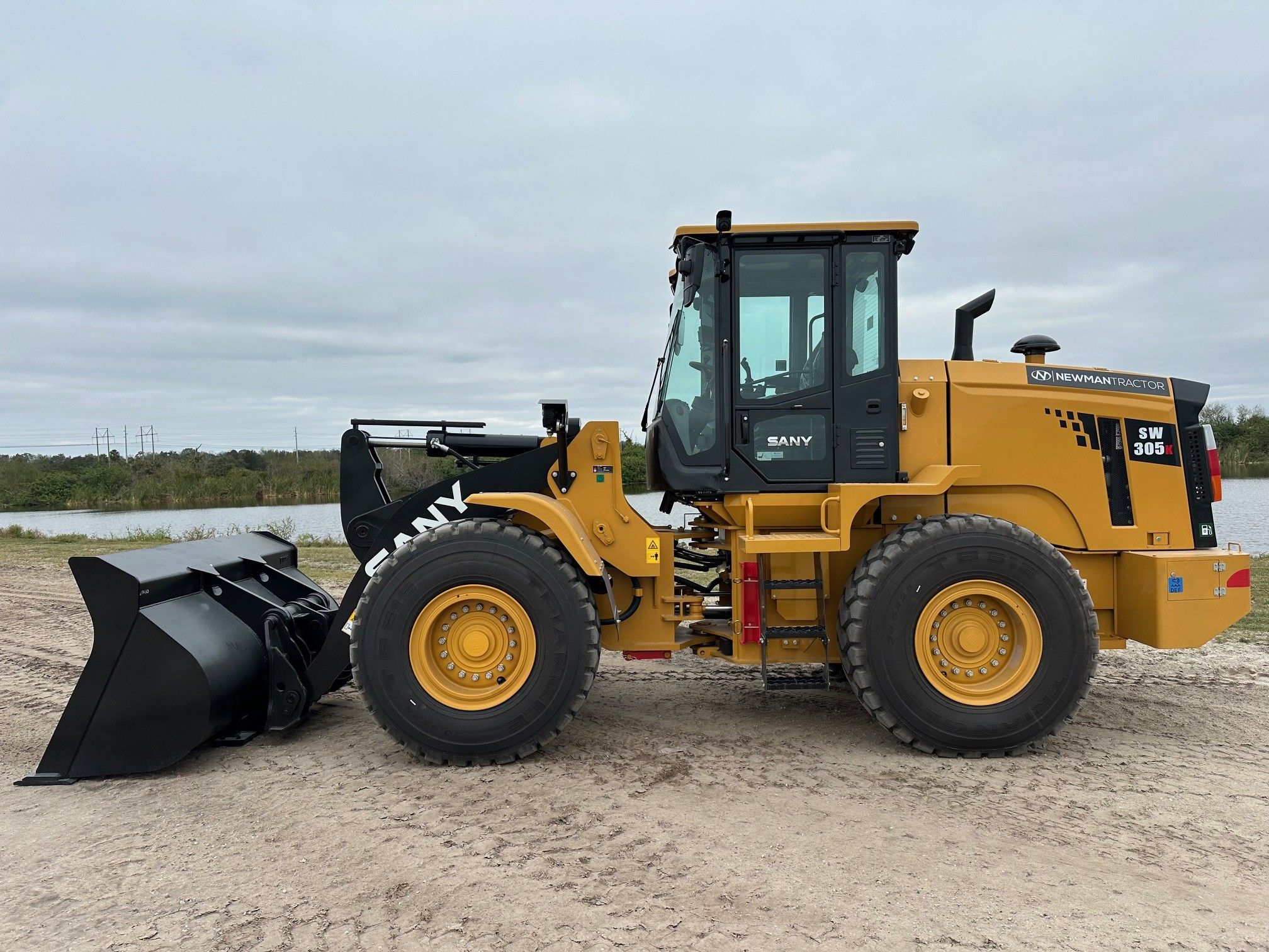 2024 SANY SW305K Photo 2 Thumbnail