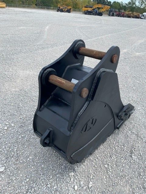 24" BUCKET FOR SY215C Photo 2 Thumbnail