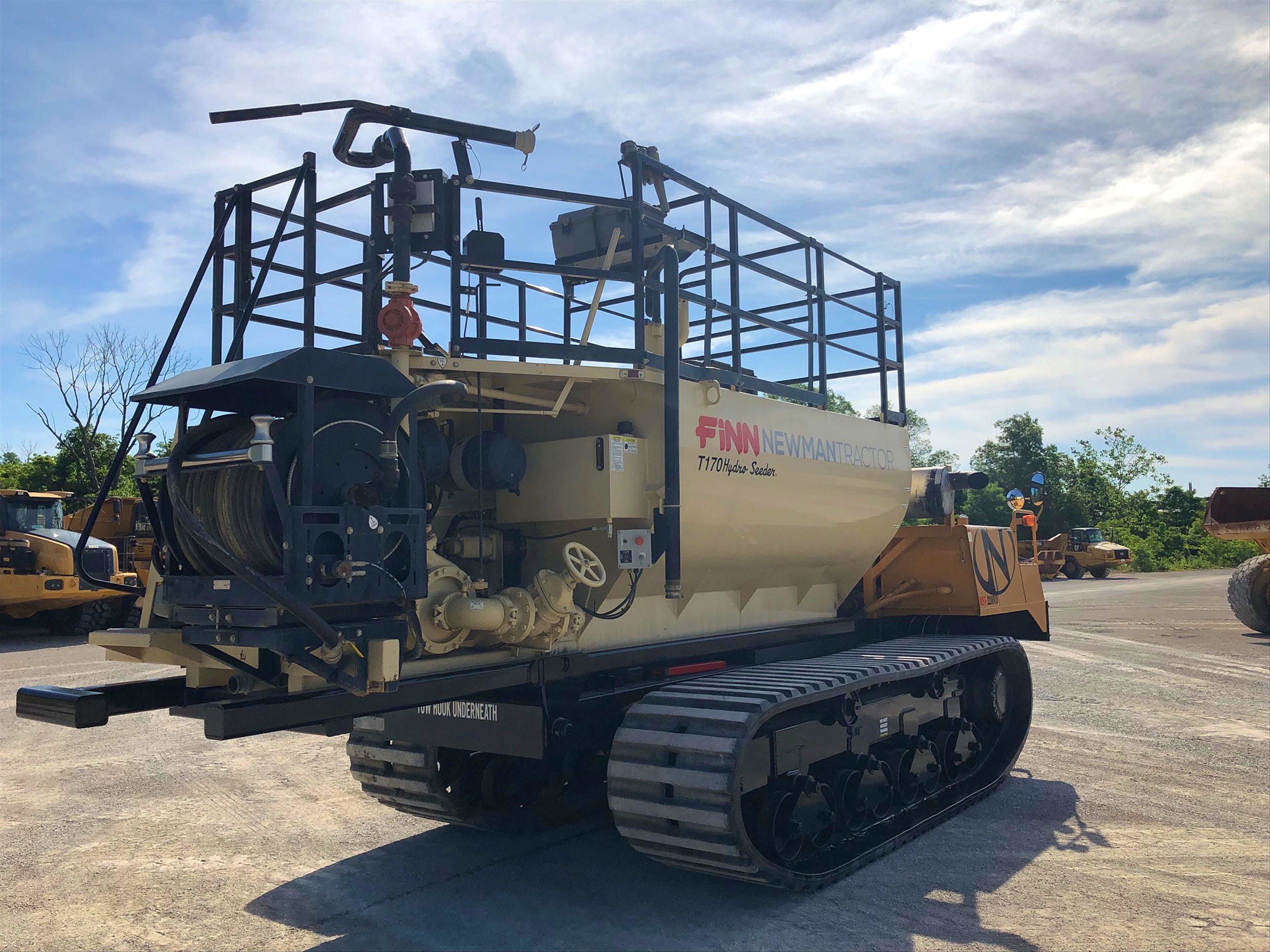 2014 MOROOKA MST 2200VD Photo 3 Thumbnail