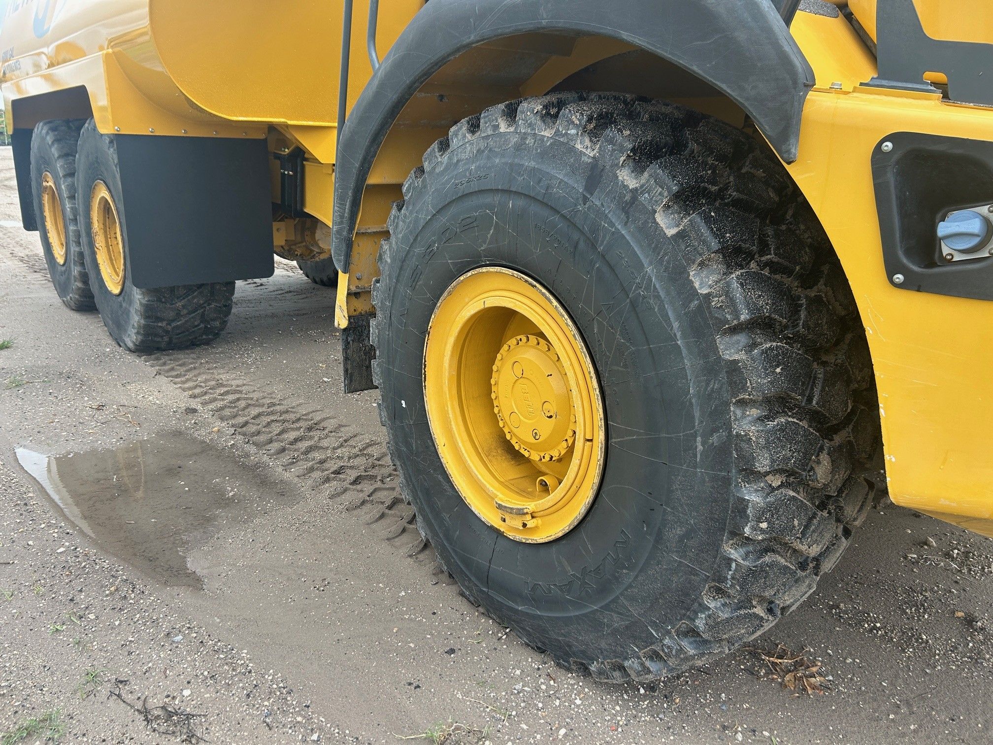 2021 BELL B30E Photo 14 Thumbnail