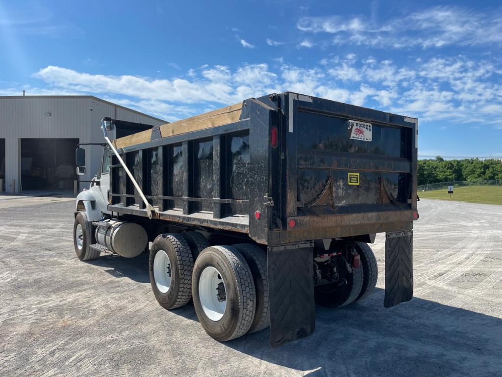 2017 INTERNATIONAL 7400 T/A DUMP TRUCK | Newman Tractor