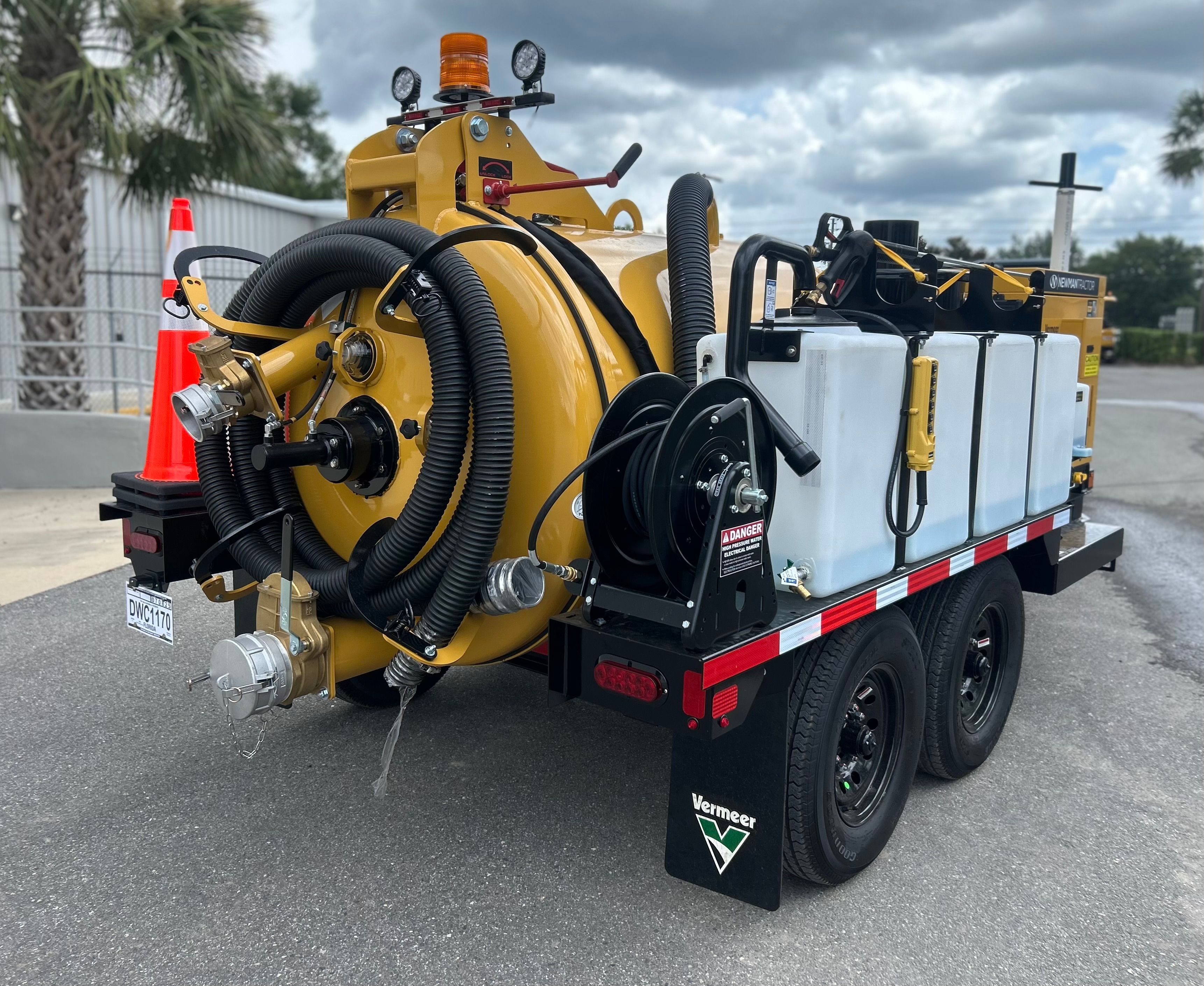 VERMEER LP573XDT T/A VAC TRAILER Photo 3 Thumbnail