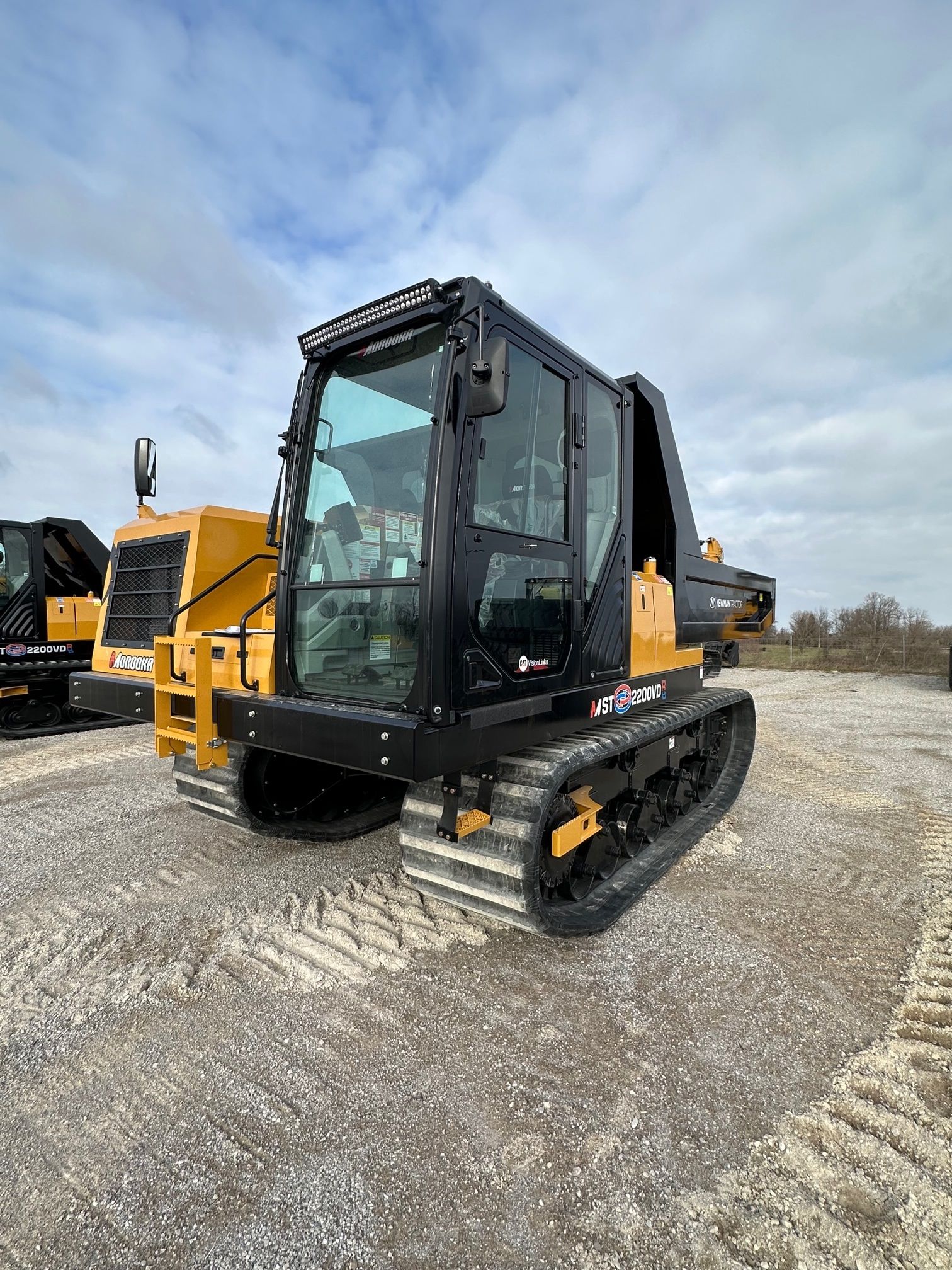 2023 MOROOKA MST 2200VDR Photo 1 Thumbnail